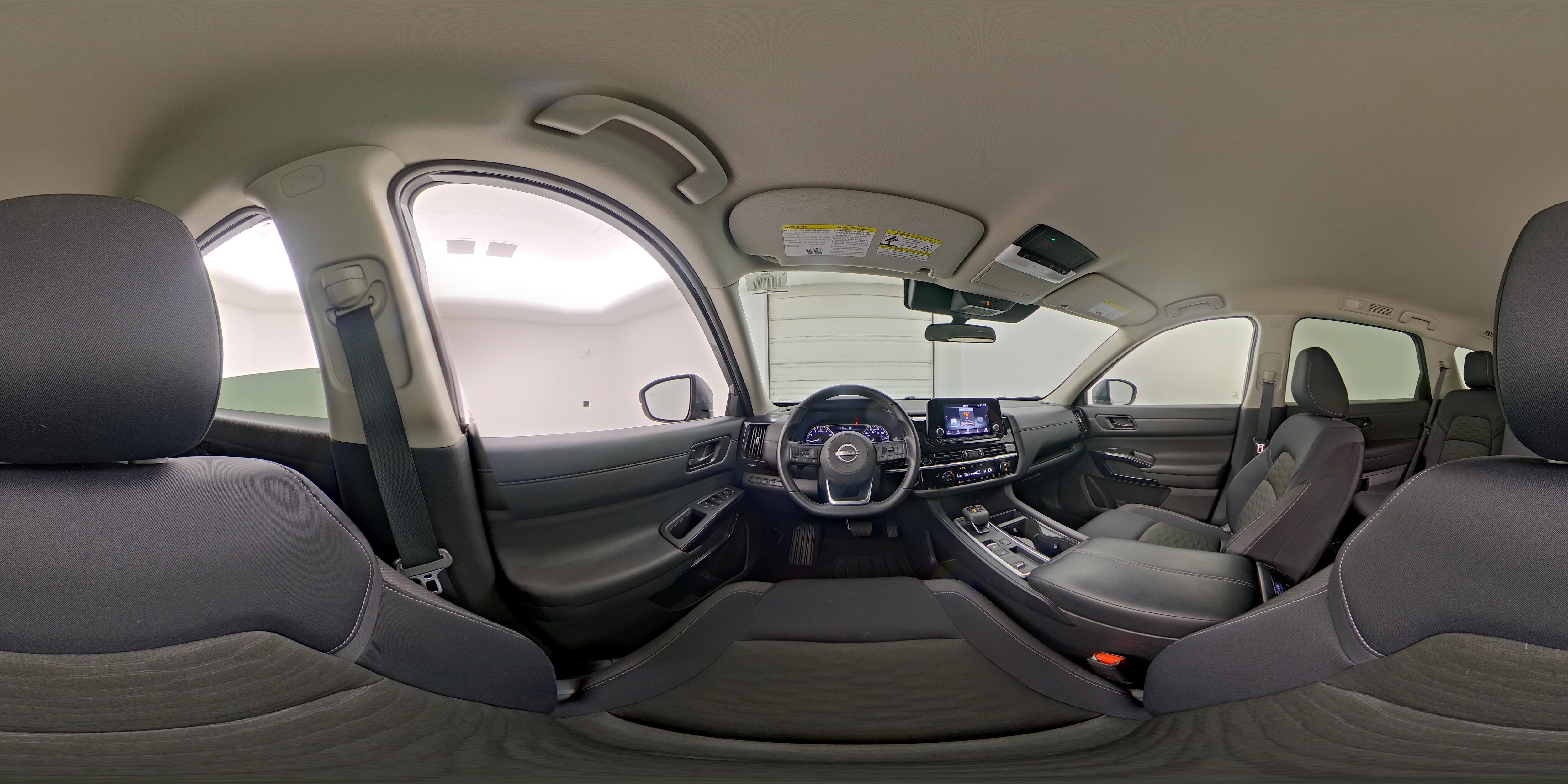 2025 Nissan Pathfinder SV - Photo 28