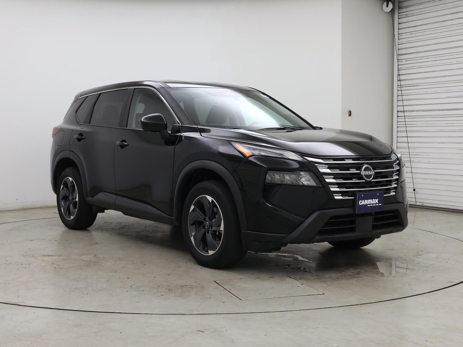 2025 Nissan Rogue SV - Photo 2