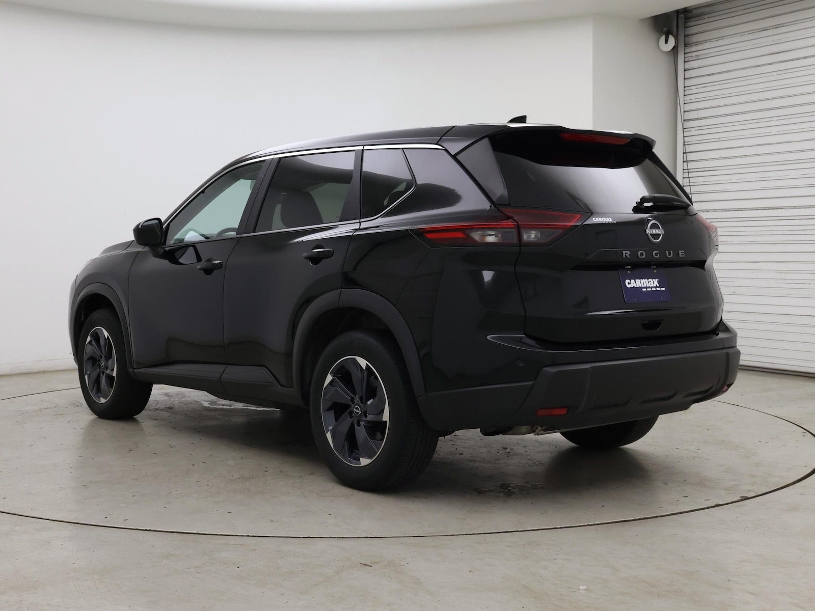 2025 Nissan Rogue SV - Photo 3