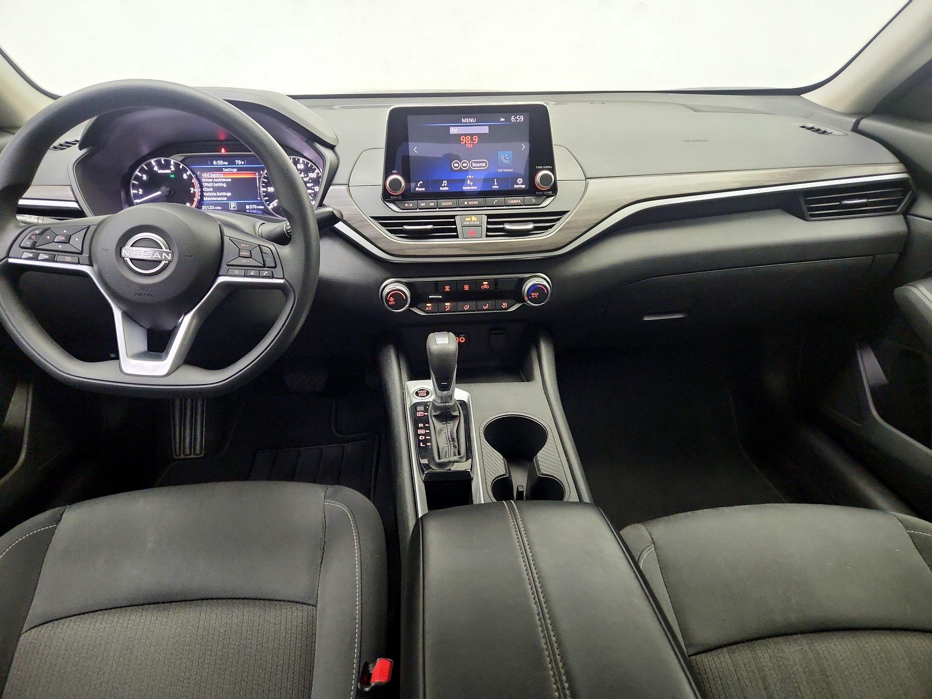 Thumbnail: 2025 Nissan Altima - 9