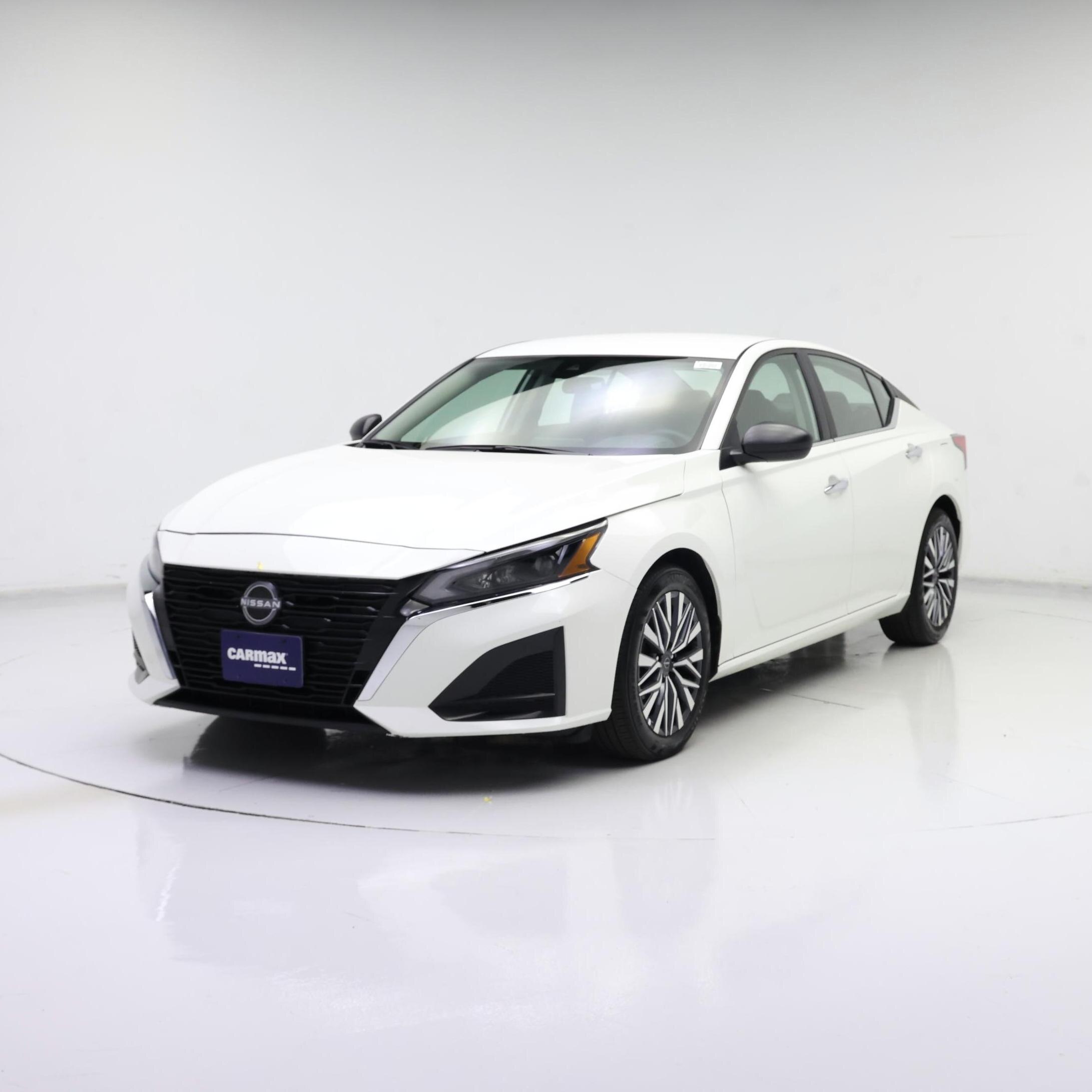 Thumbnail: 2025 Nissan Altima - 4