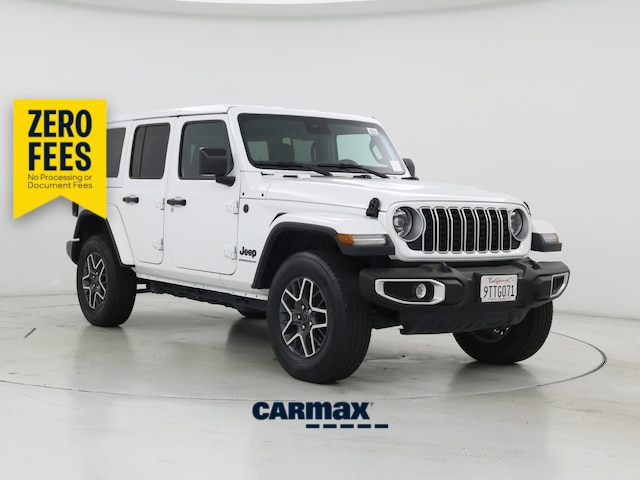 White 2025 Jeep Wrangler Sahara 4-Door 4WD SUV / Crossover Four-Wheel Drive Automatic