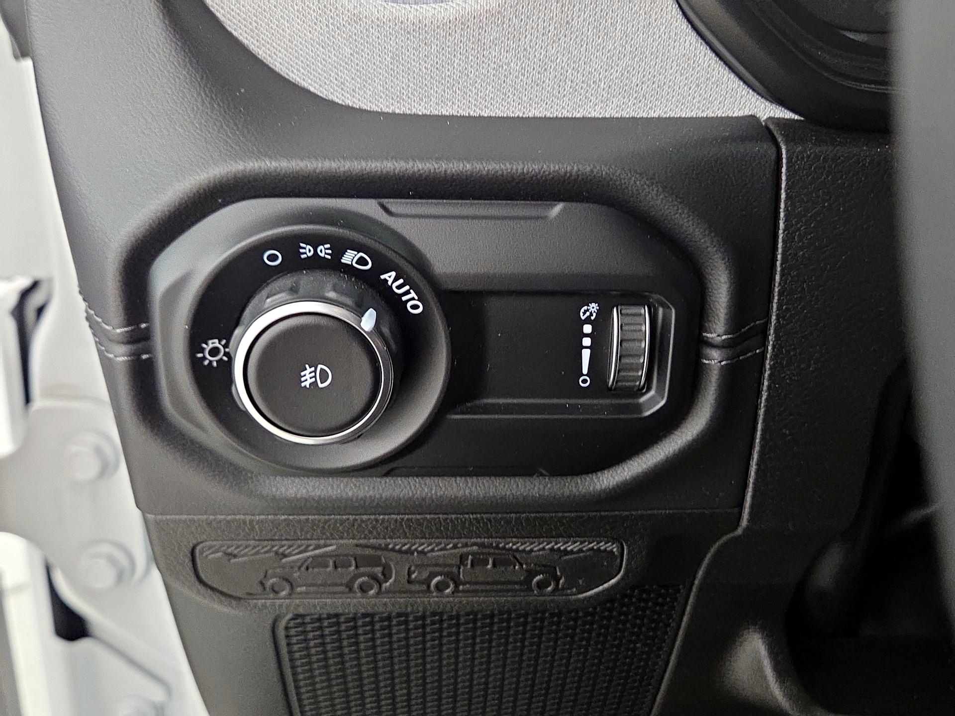 Thumbnail: 2025 Jeep Wrangler - 13