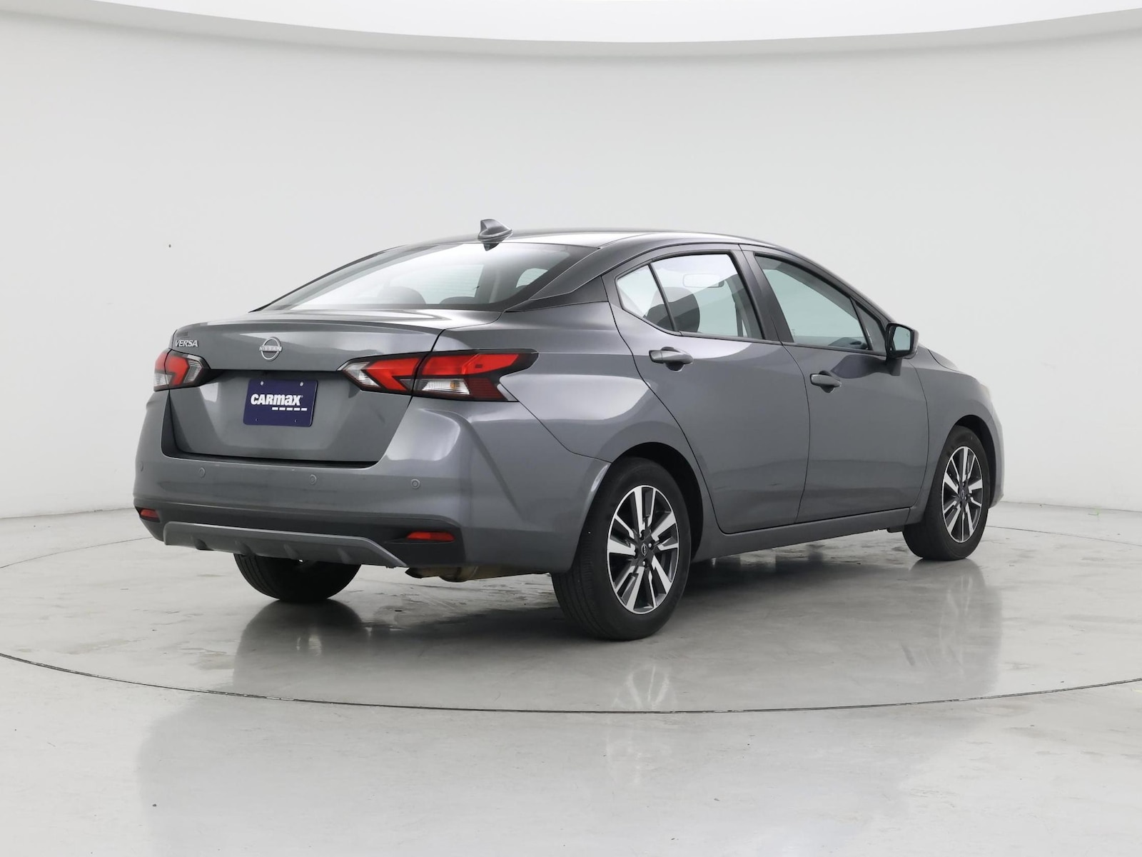 2025 Nissan Versa Sedan SV - Photo 9