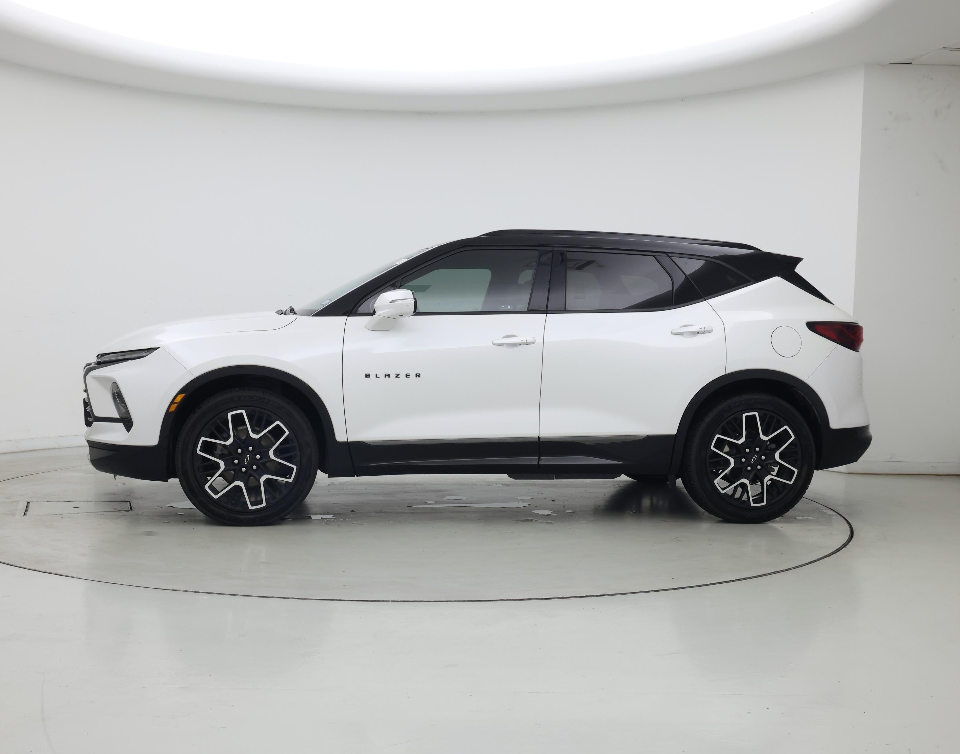 Thumbnail: 2024 Chevrolet Blazer - 3