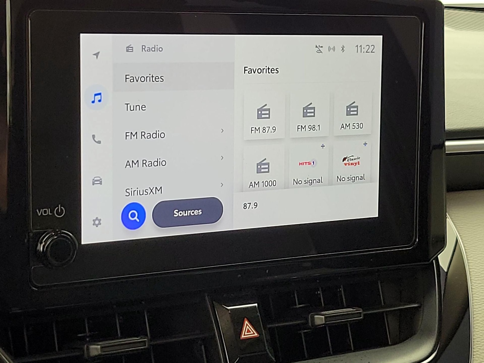 2025 Toyota Corolla LE - Photo 16