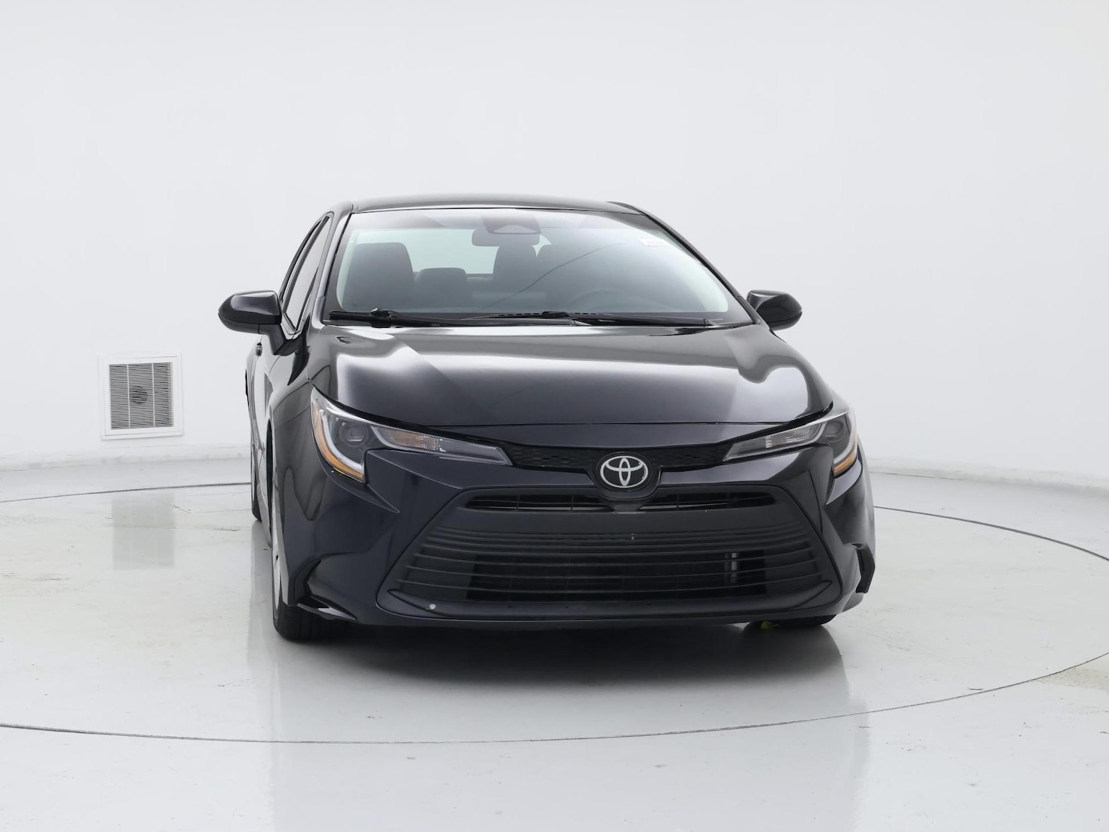 2025 Toyota Corolla LE - Photo 6