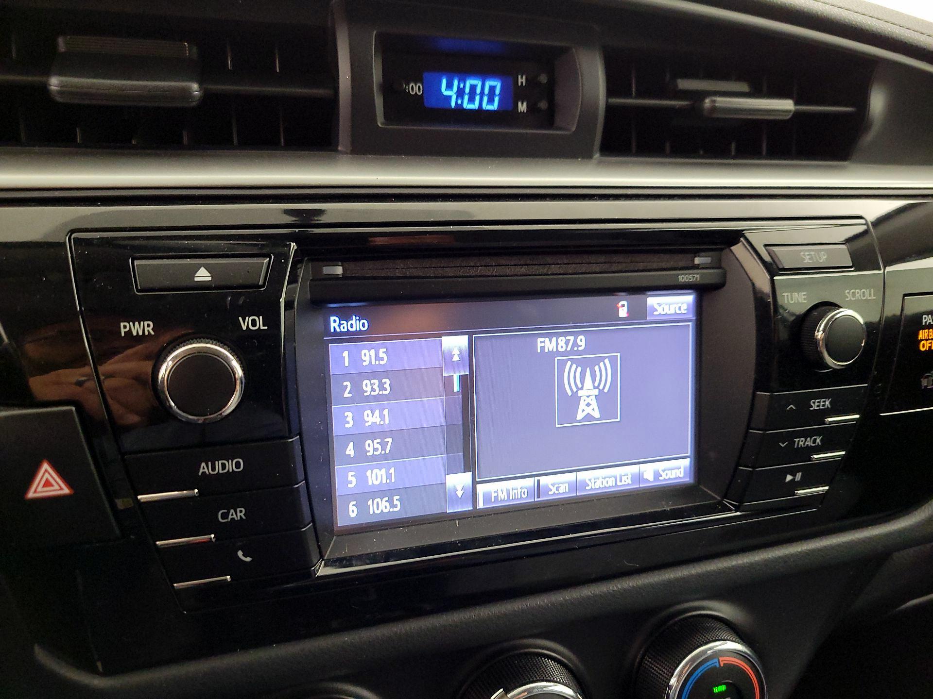 Thumbnail: 2016 Toyota Corolla - 15