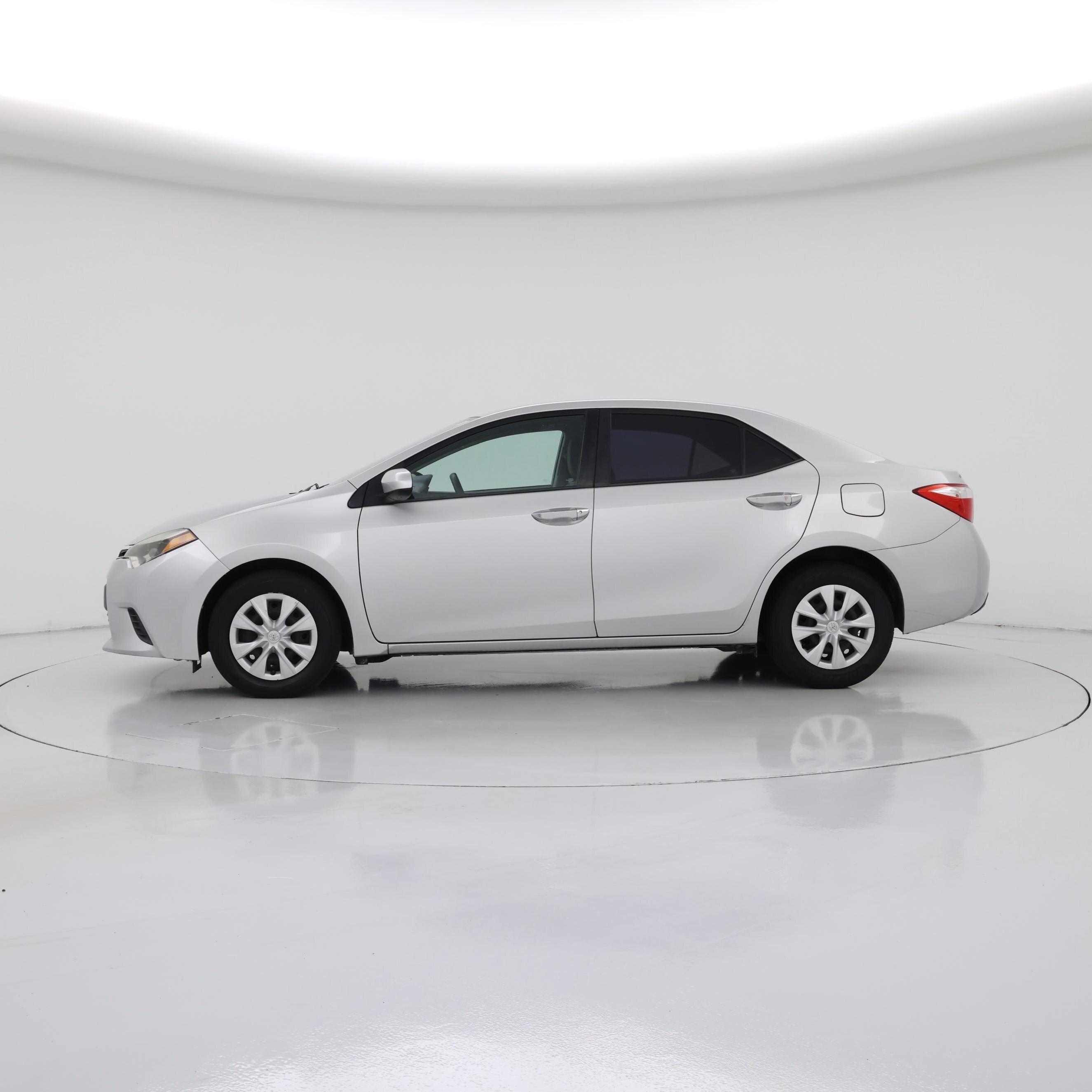 Thumbnail: 2016 Toyota Corolla - 3