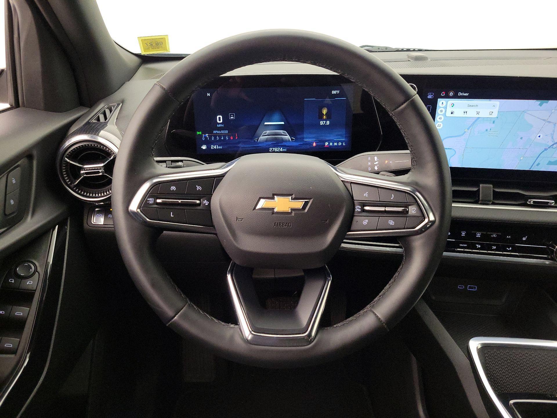 Thumbnail: 2025 Chevrolet Equinox - 10