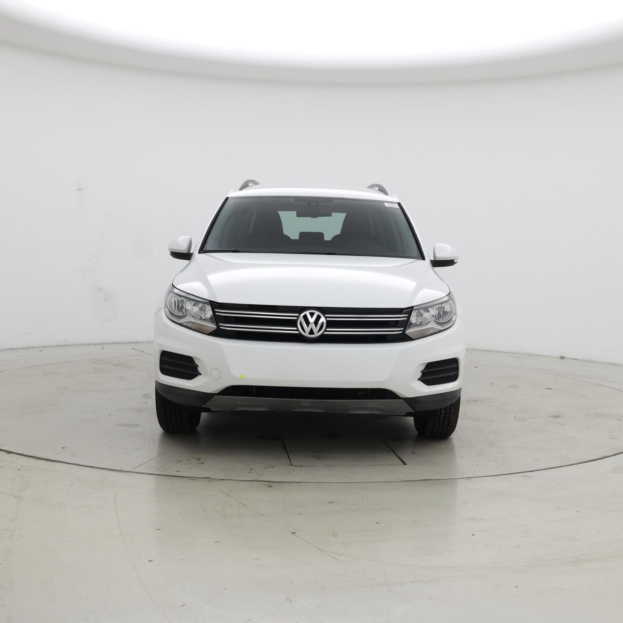 Thumbnail: 2016 Volkswagen Tiguan - 5