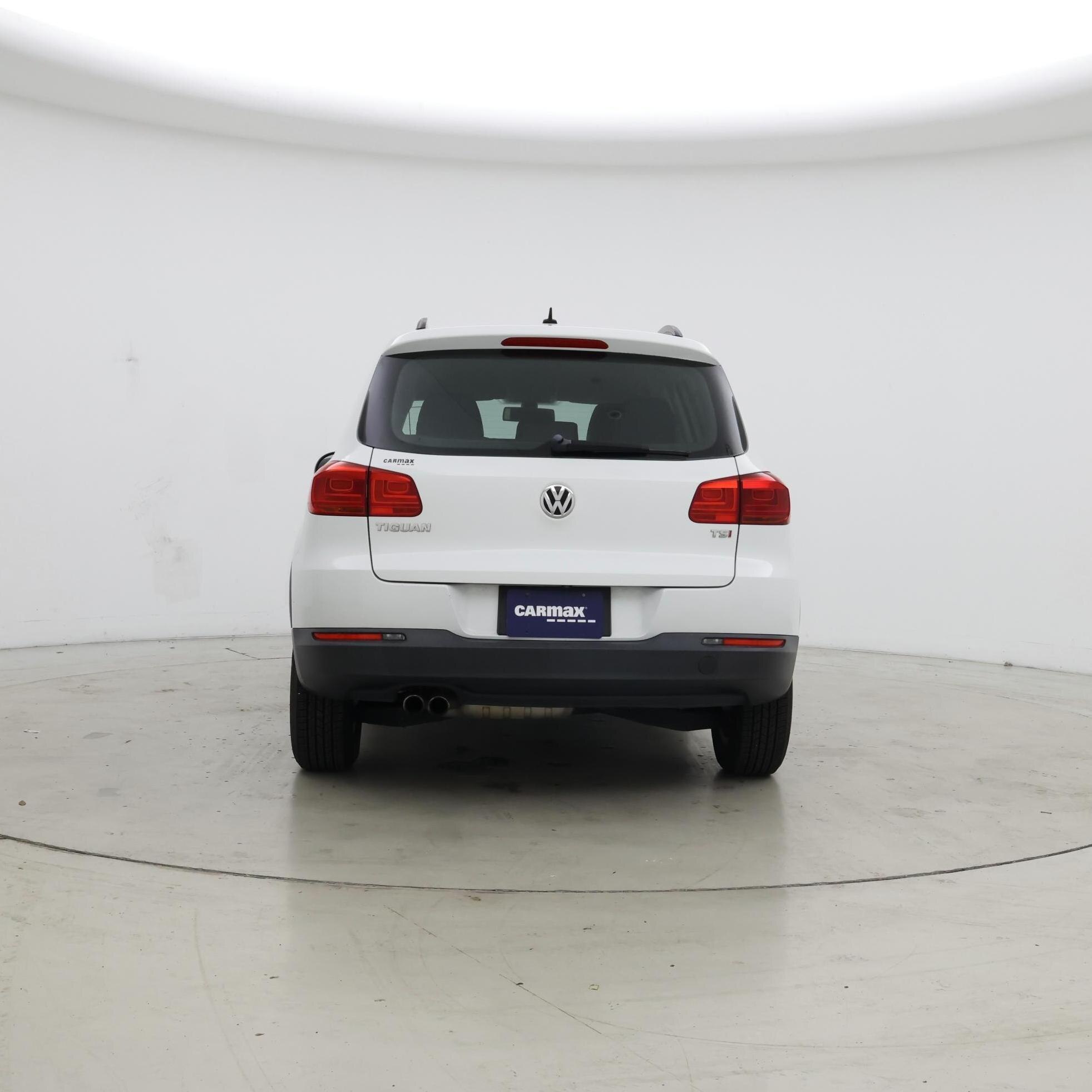 Thumbnail: 2016 Volkswagen Tiguan - 6