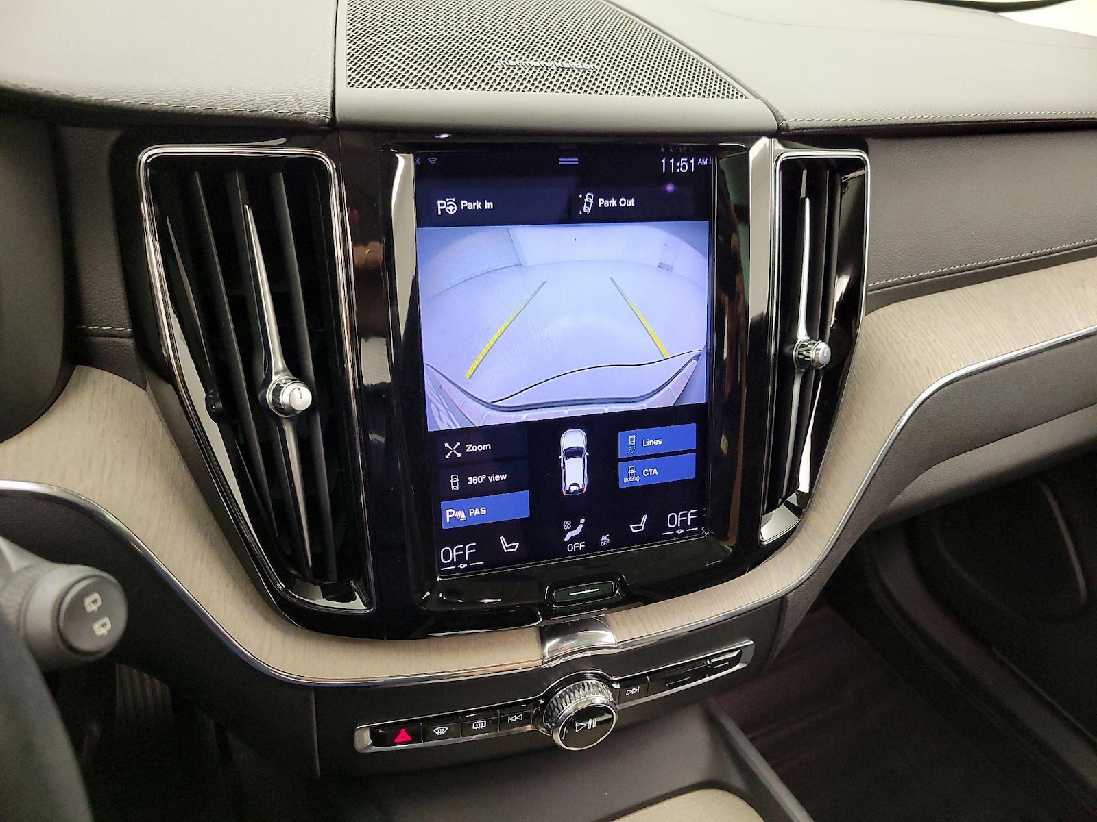 2021 Volvo XC60 Inscription - Photo 16