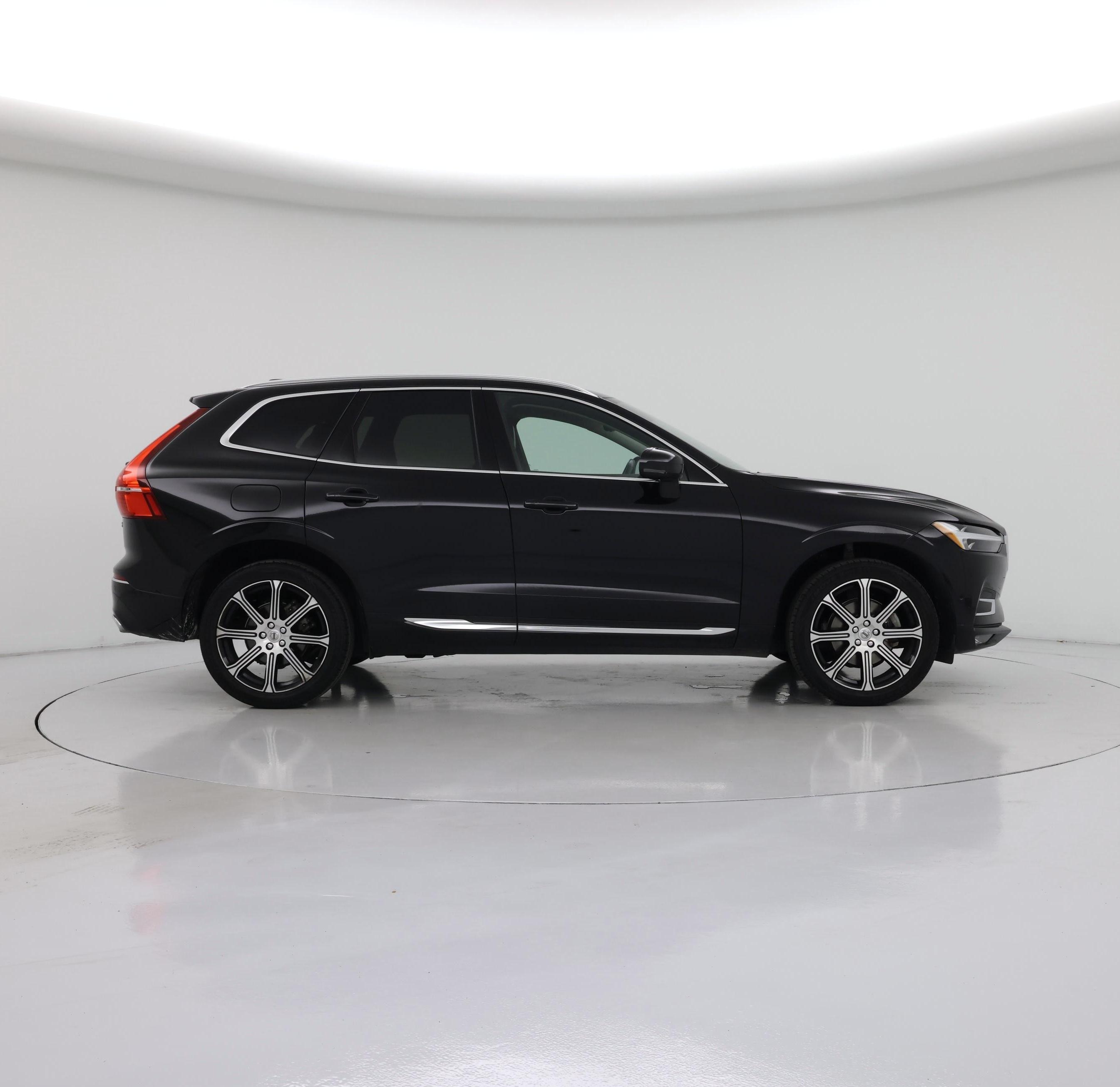 Thumbnail: 2021 Volvo XC60 - 7