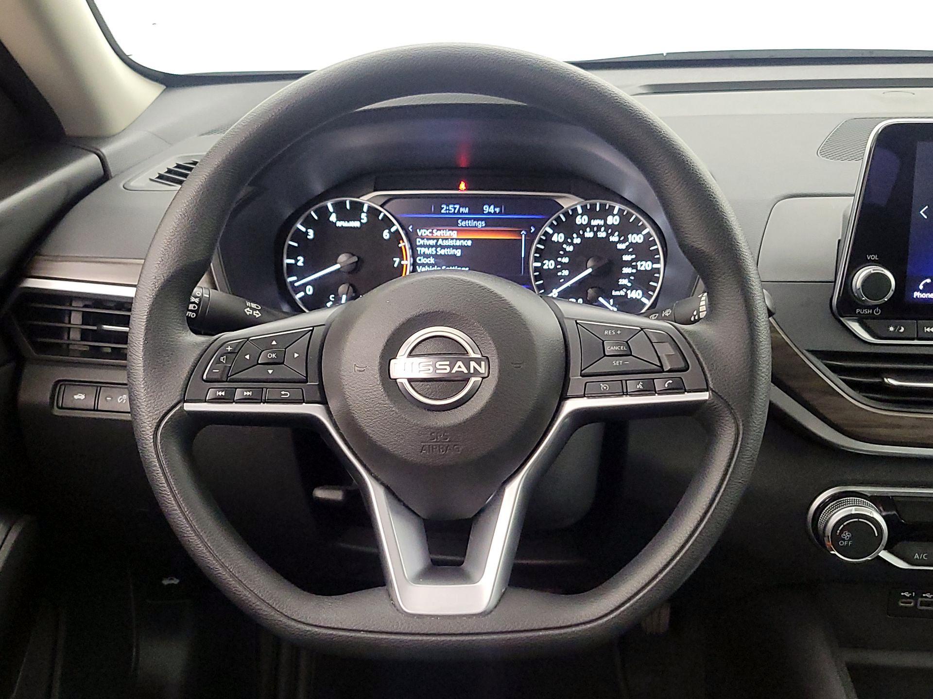 Thumbnail: 2025 Nissan Altima - 10