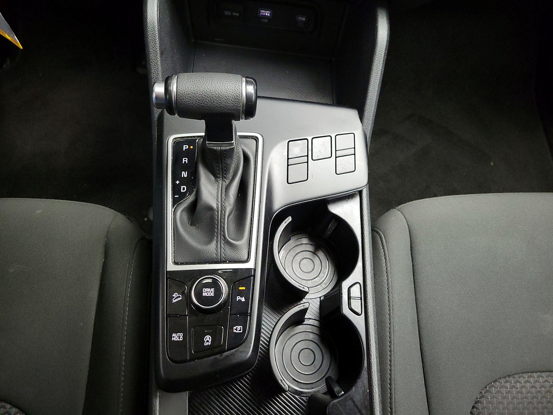 Thumbnail: 2025 Kia Sportage - 16