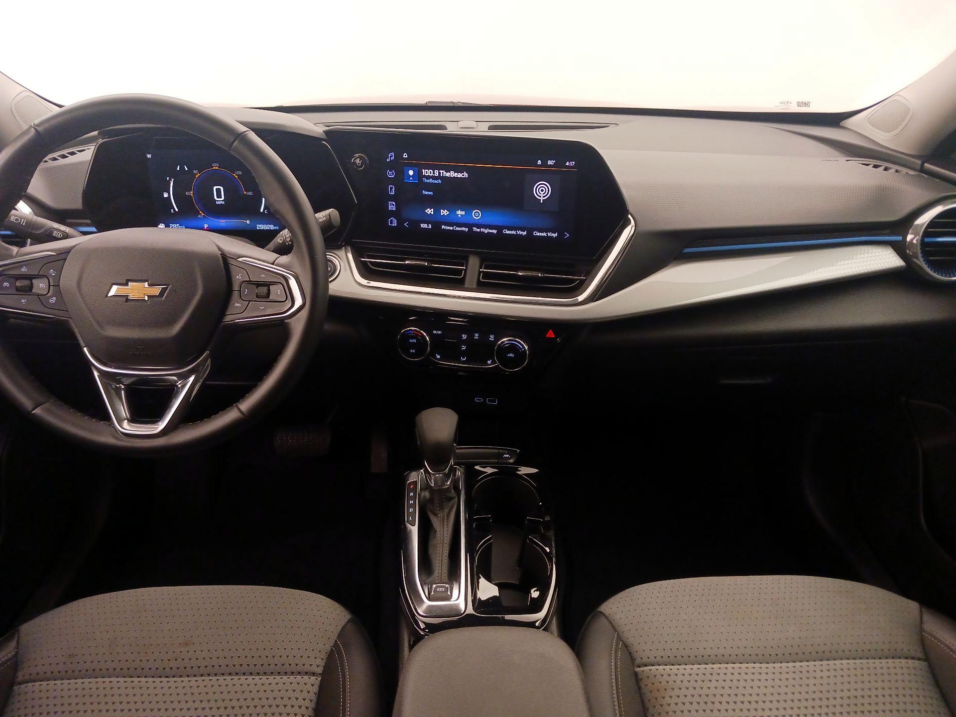 Thumbnail: 2025 Chevrolet Trax - 9