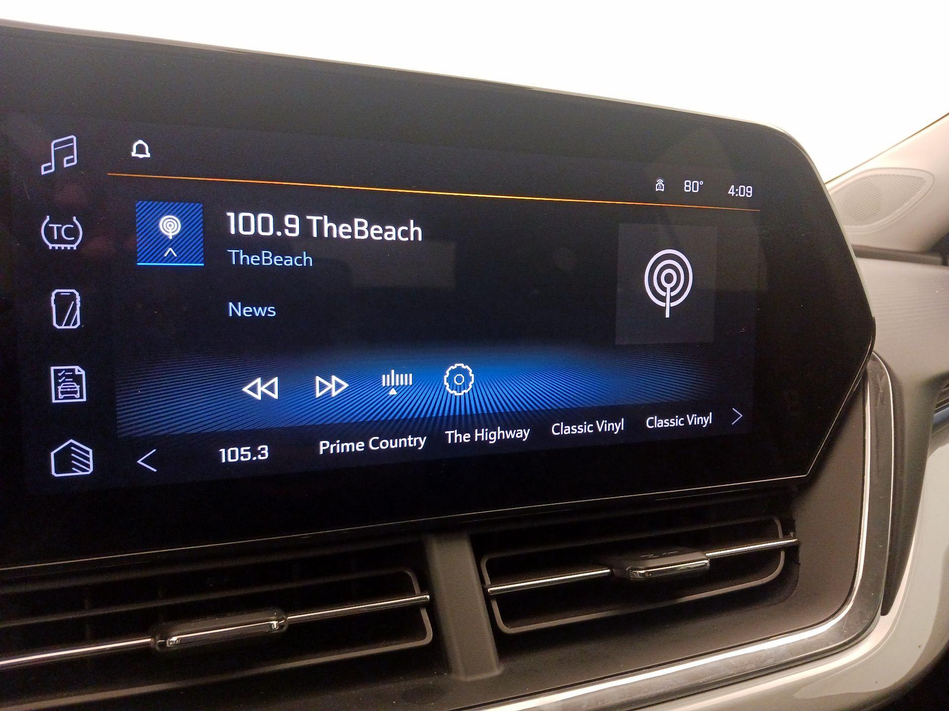 Thumbnail: 2025 Chevrolet Trax - 15