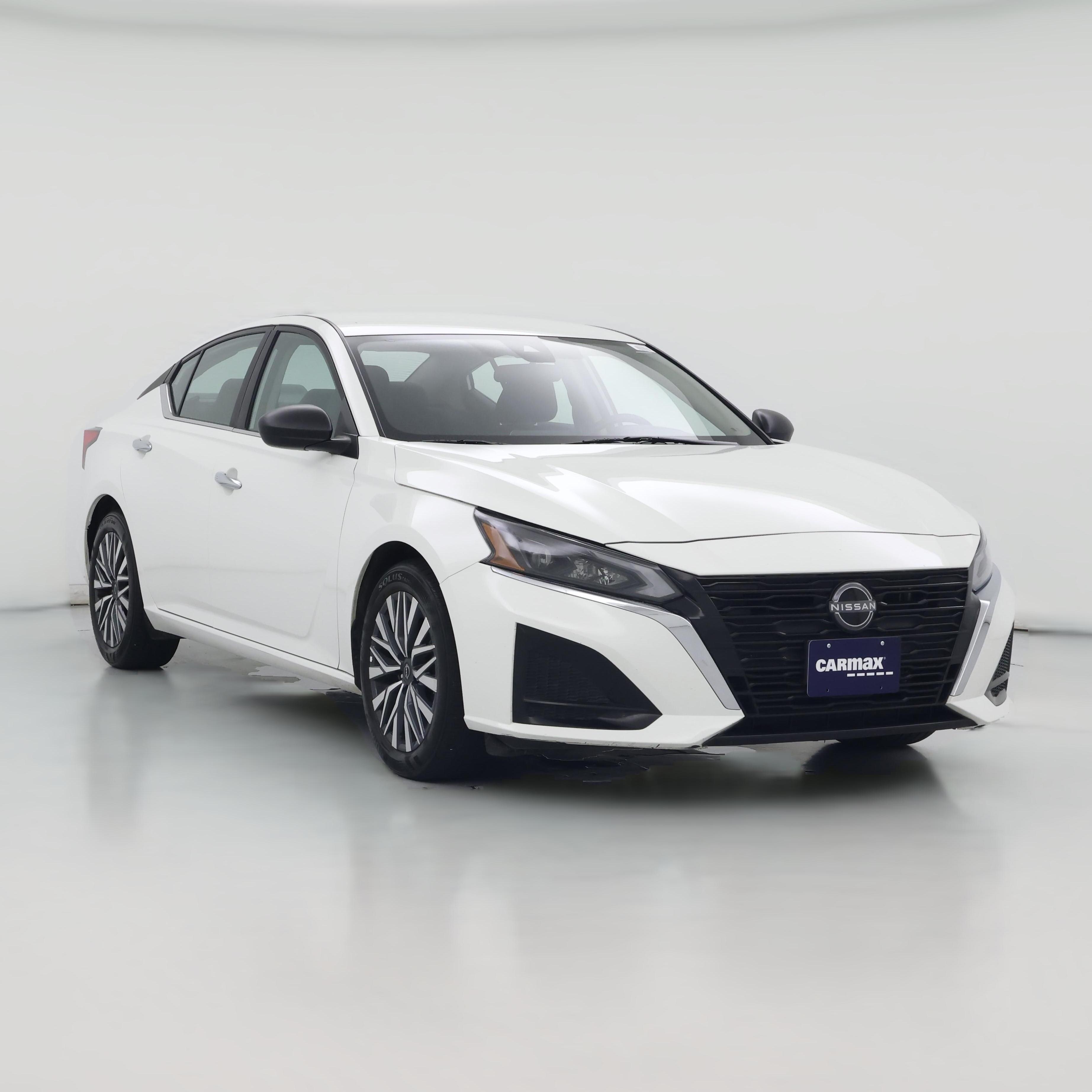 Thumbnail: 2025 Nissan Altima - 1