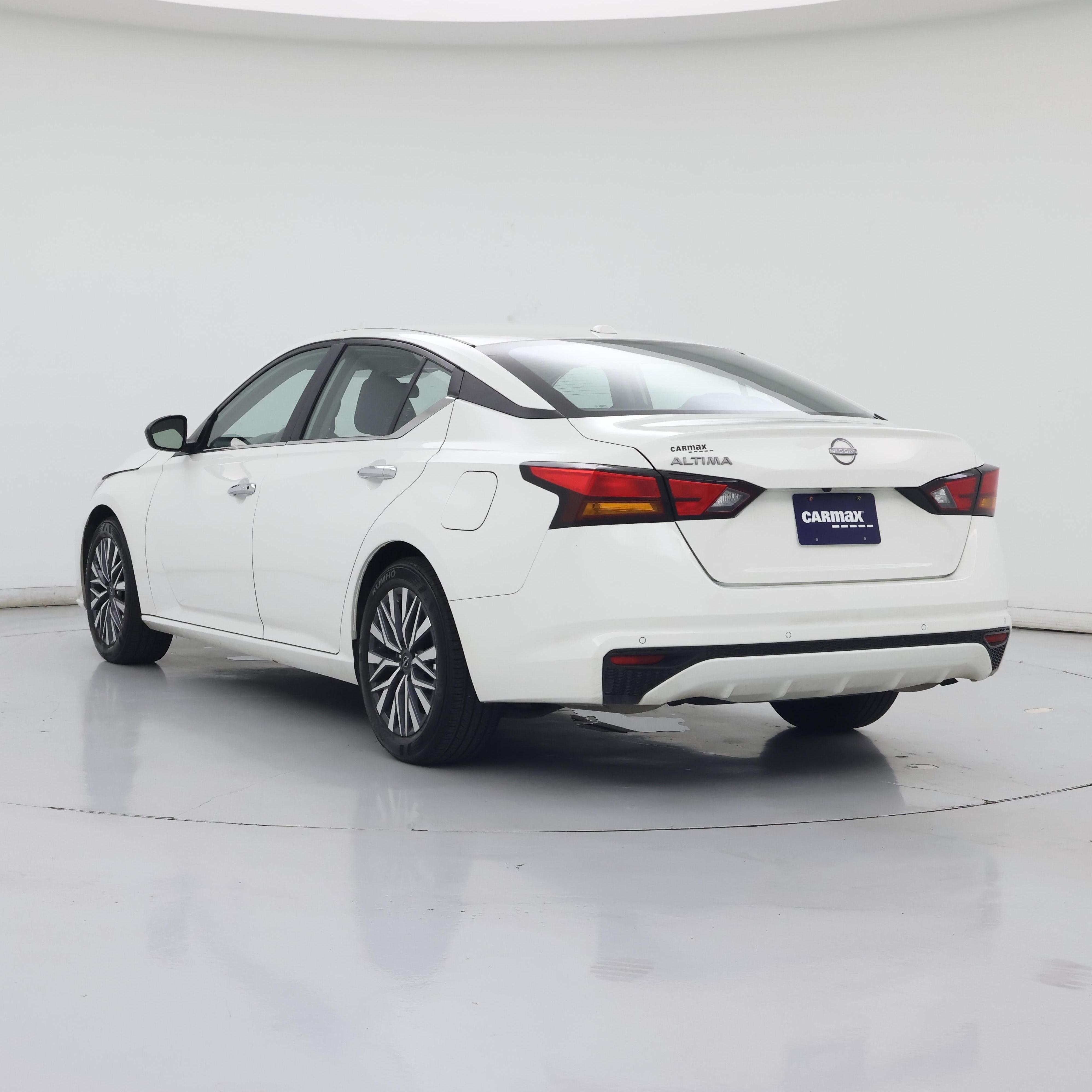 Thumbnail: 2025 Nissan Altima - 2