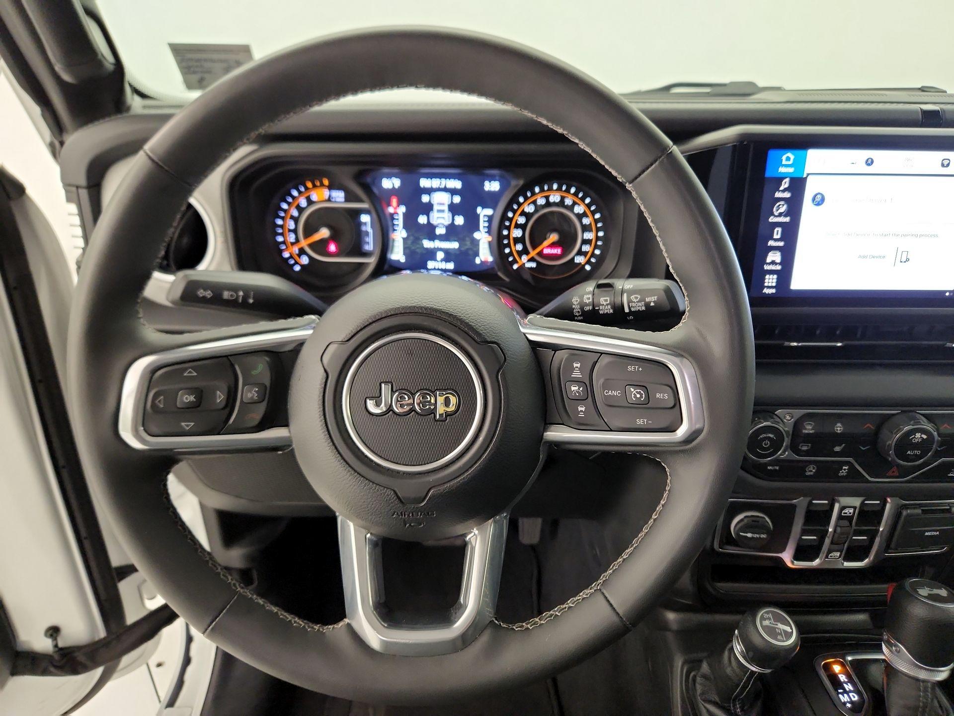 Thumbnail: 2025 Jeep Wrangler - 10