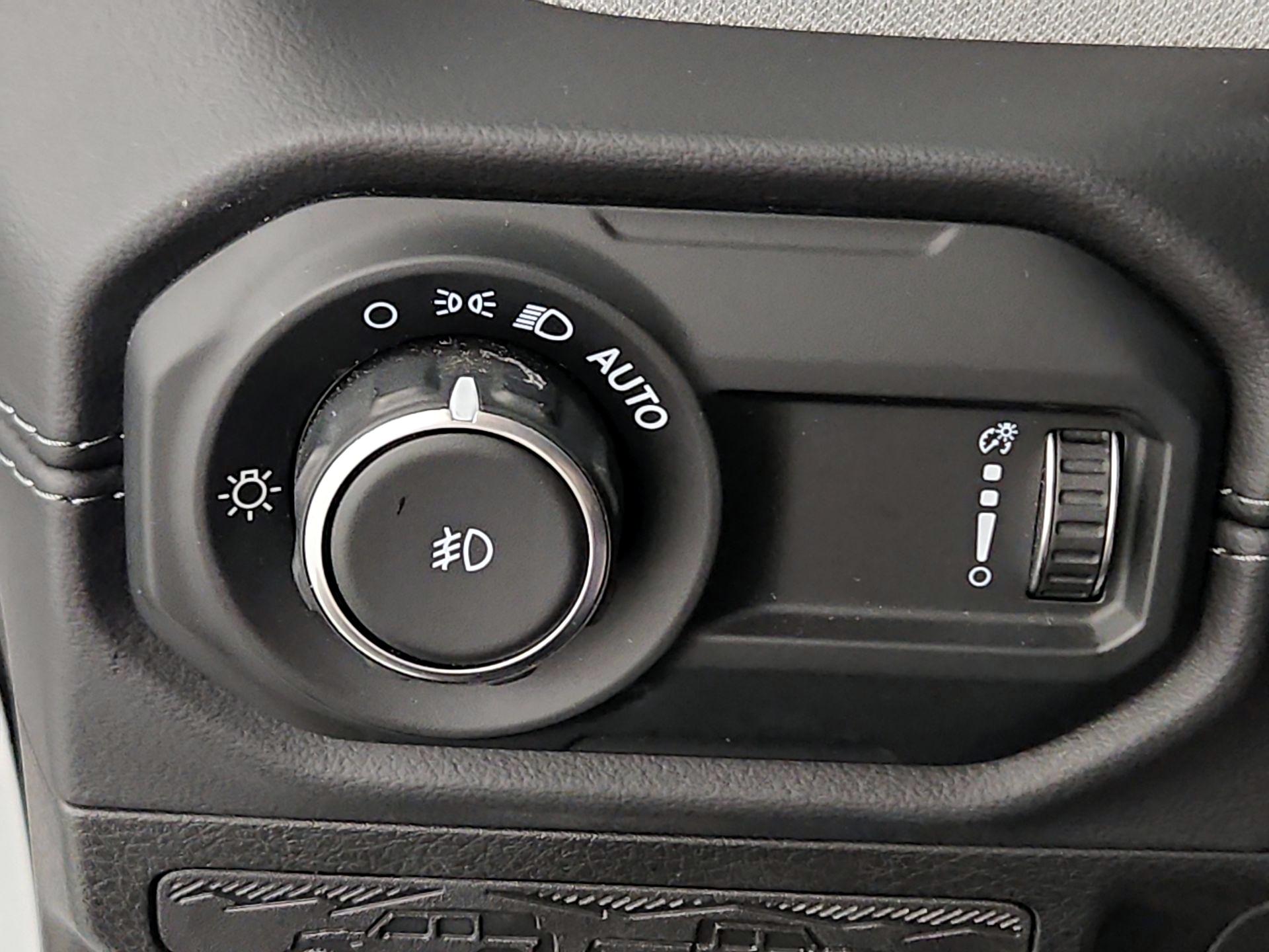 Thumbnail: 2025 Jeep Wrangler - 13