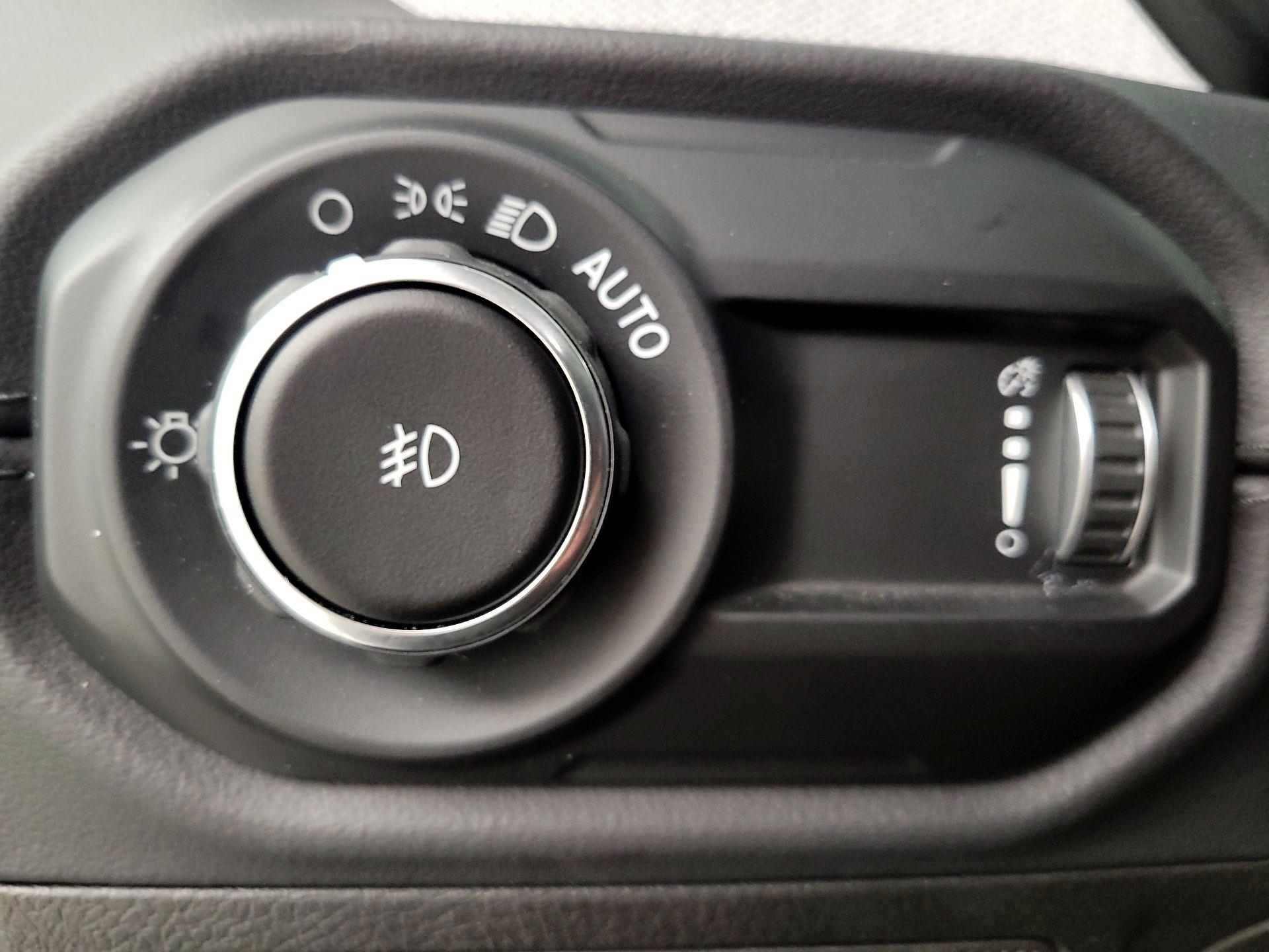Thumbnail: 2025 Jeep Wrangler - 13