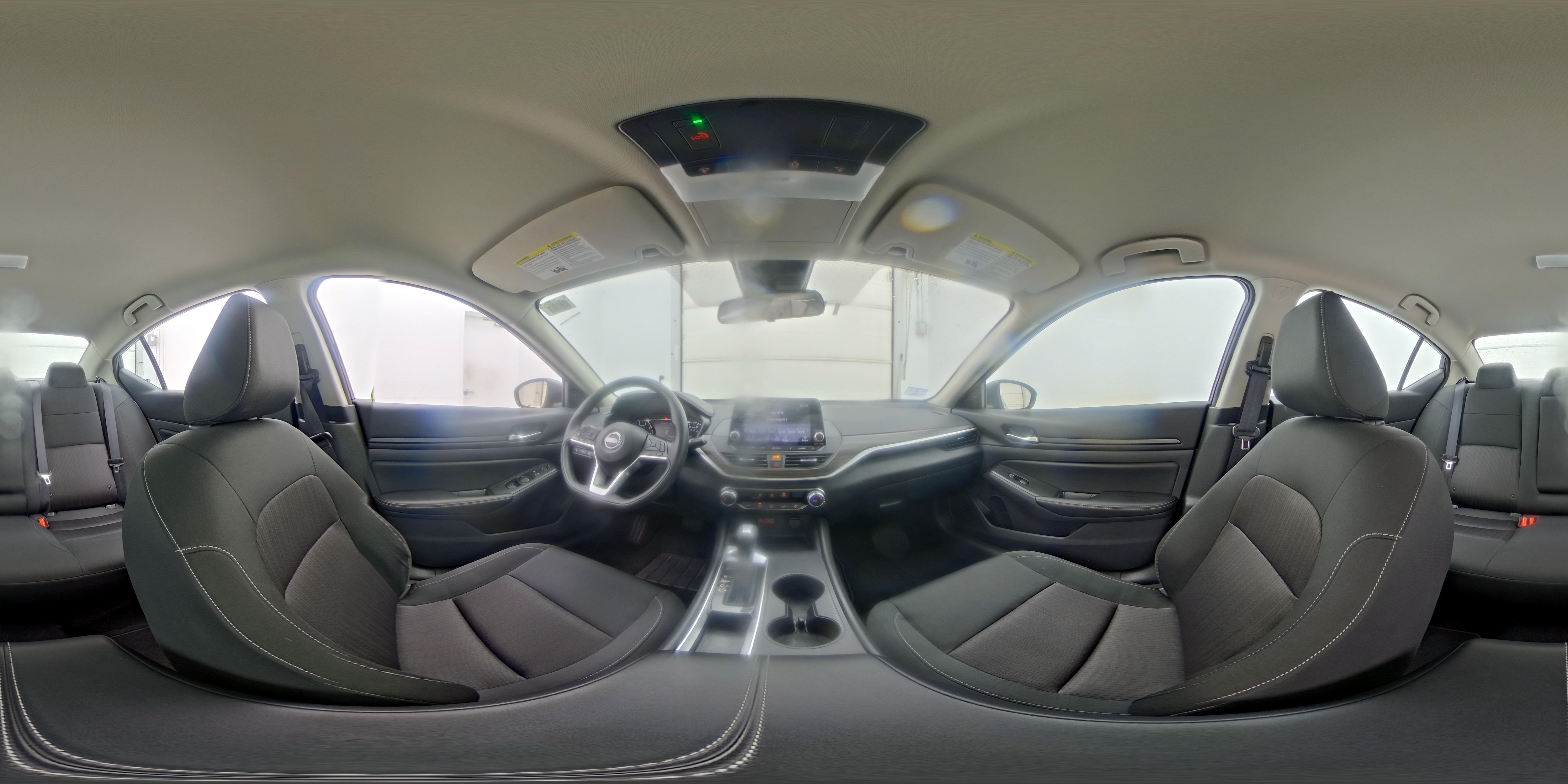 2025 Nissan Altima SV - Photo 24