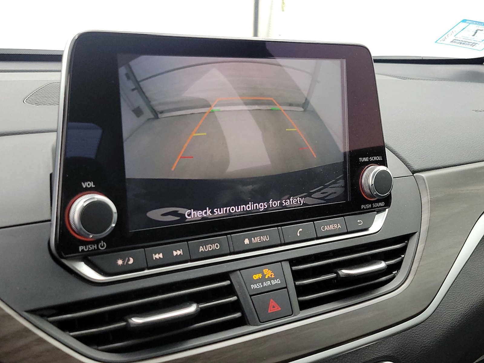 2025 Nissan Altima SV - Photo 15