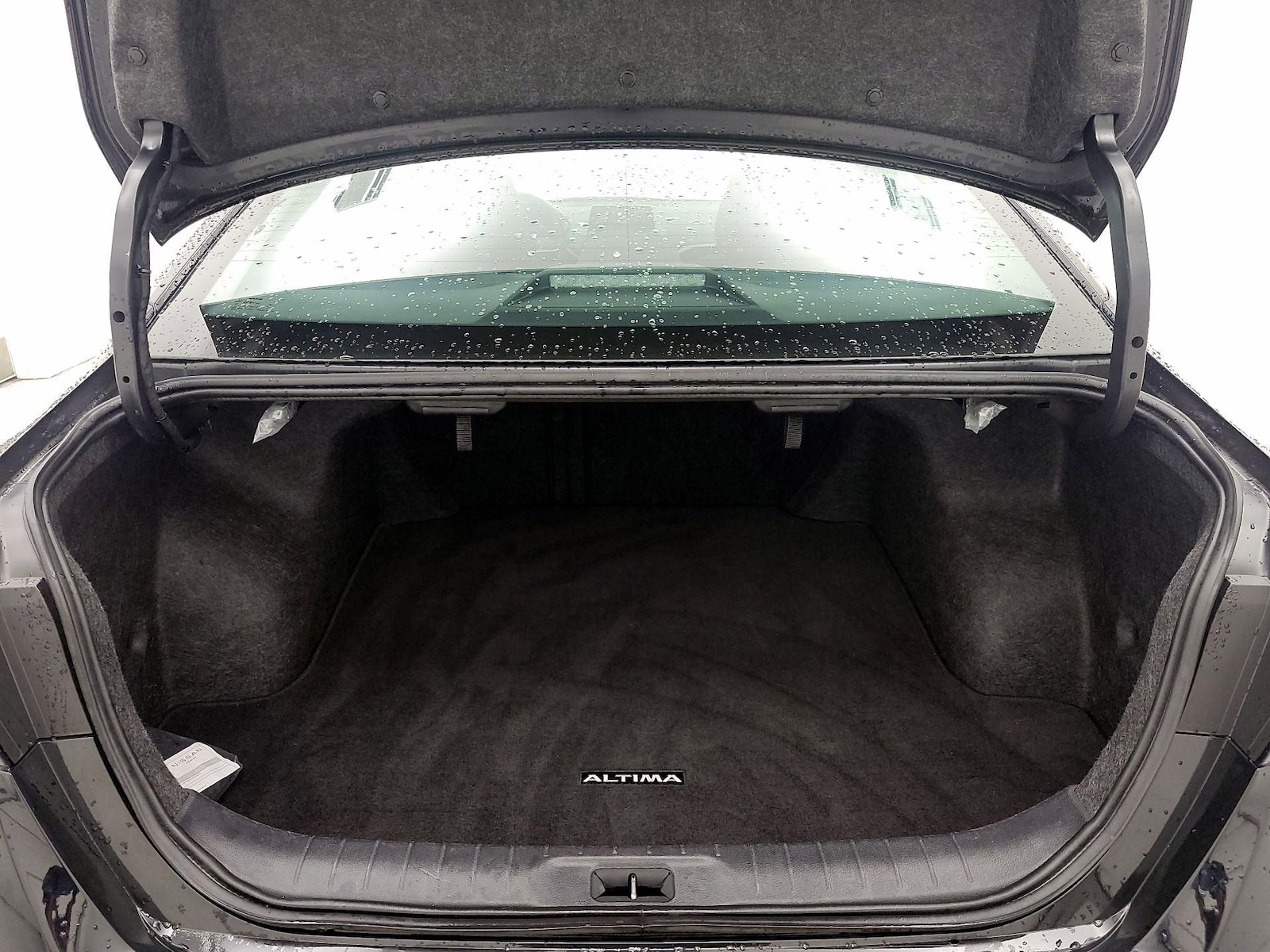 2025 Nissan Altima SV - Photo 21