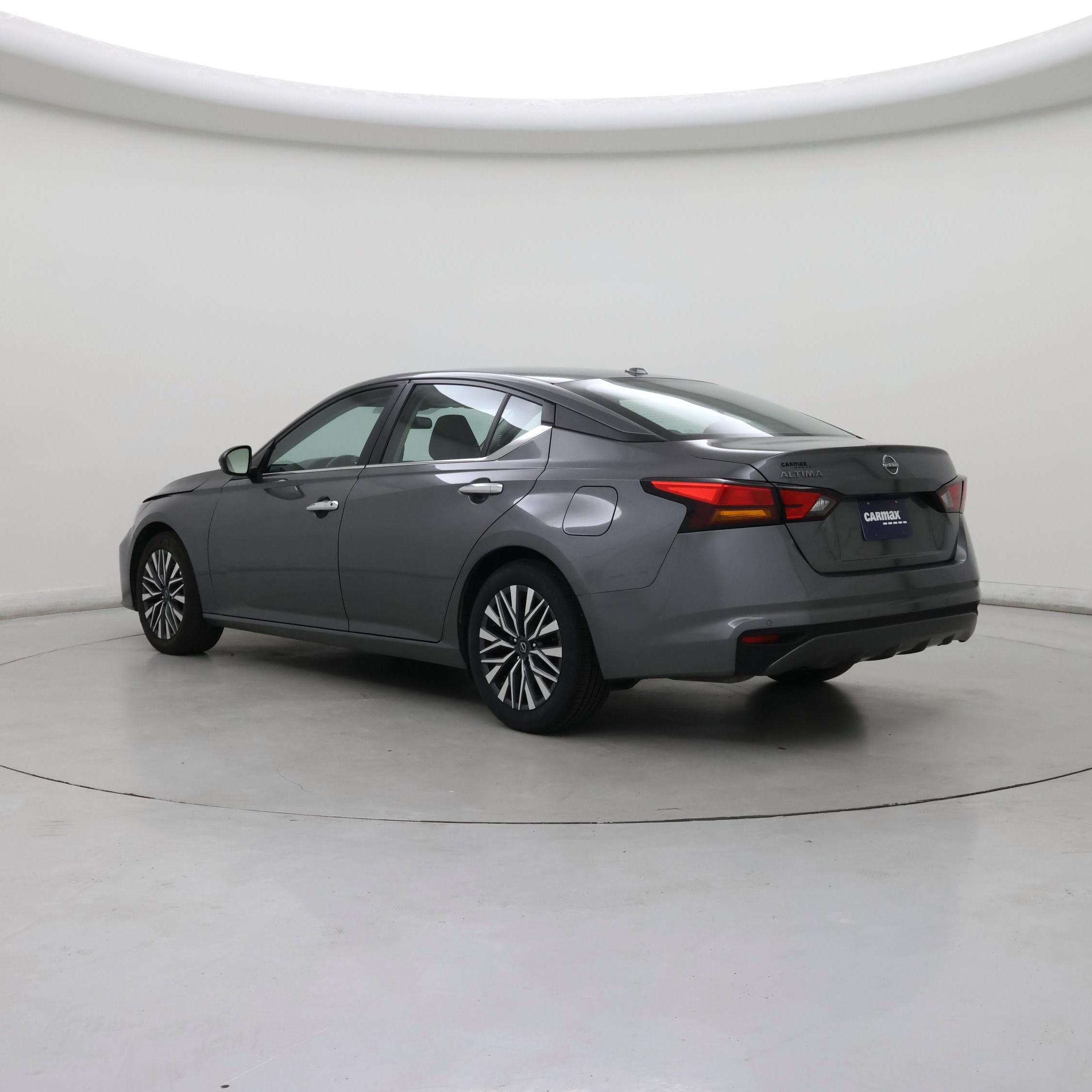 Thumbnail: 2025 Nissan Altima - 2