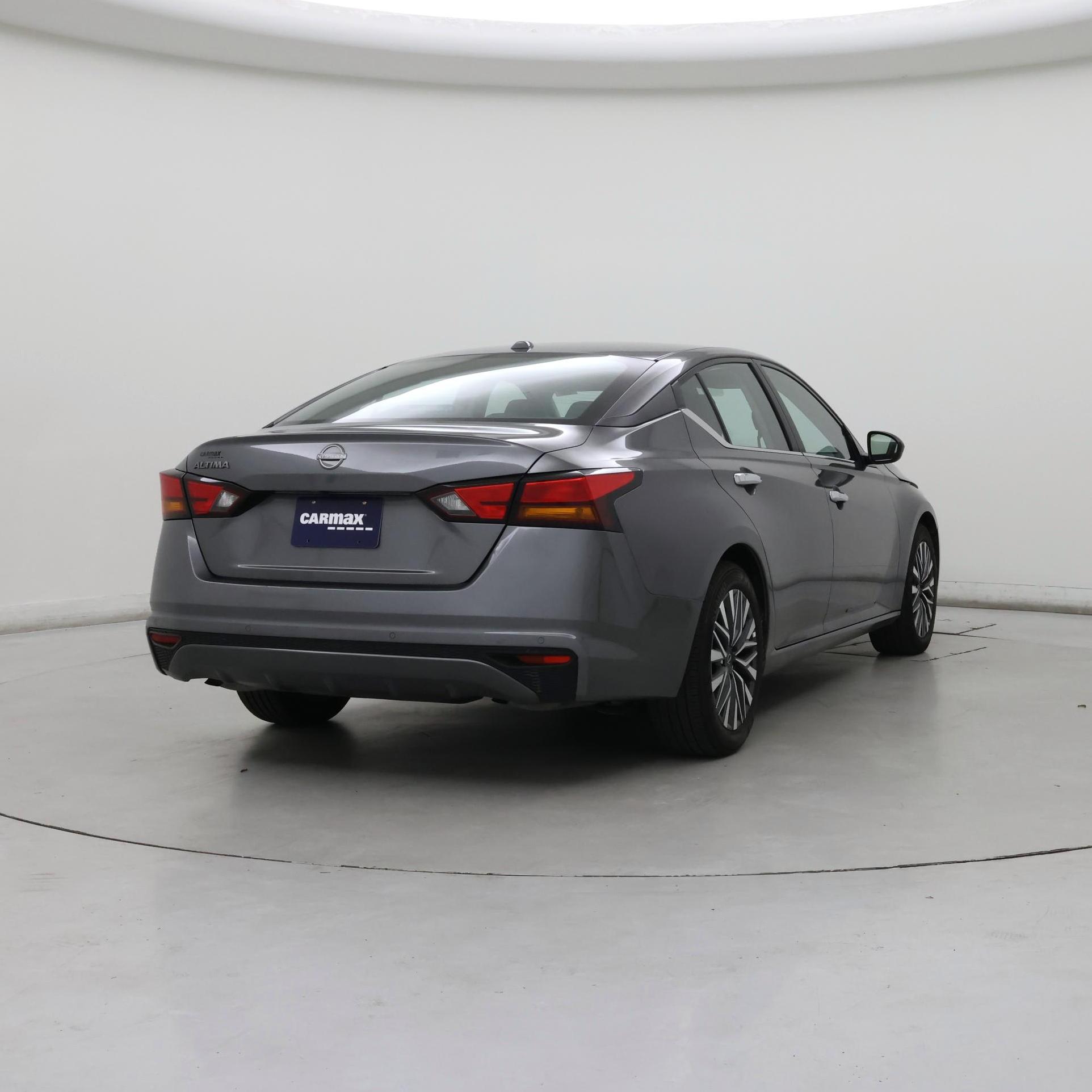 Thumbnail: 2025 Nissan Altima - 8