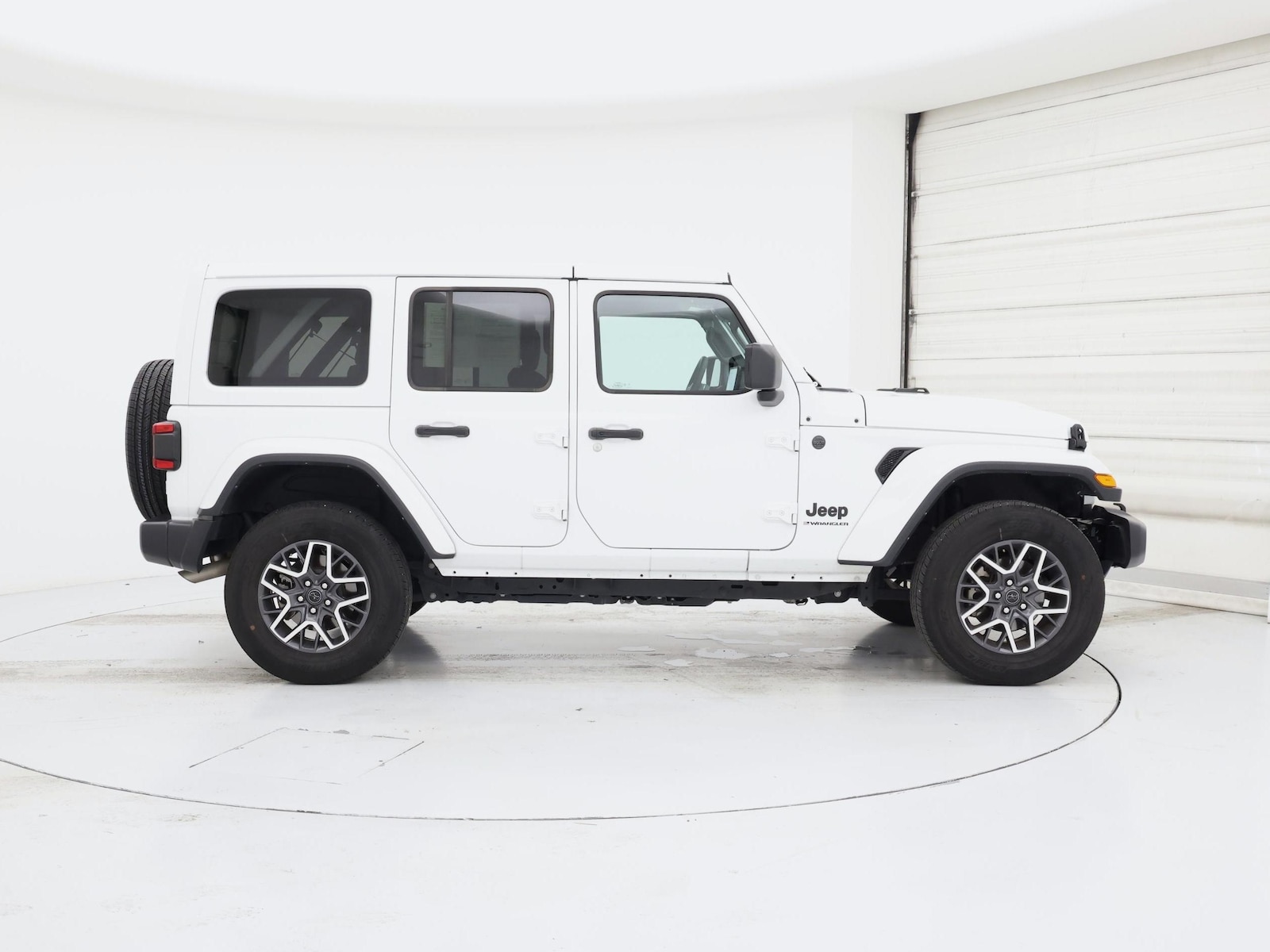 2025 Jeep Wrangler 4-Door Sahara - Photo 8