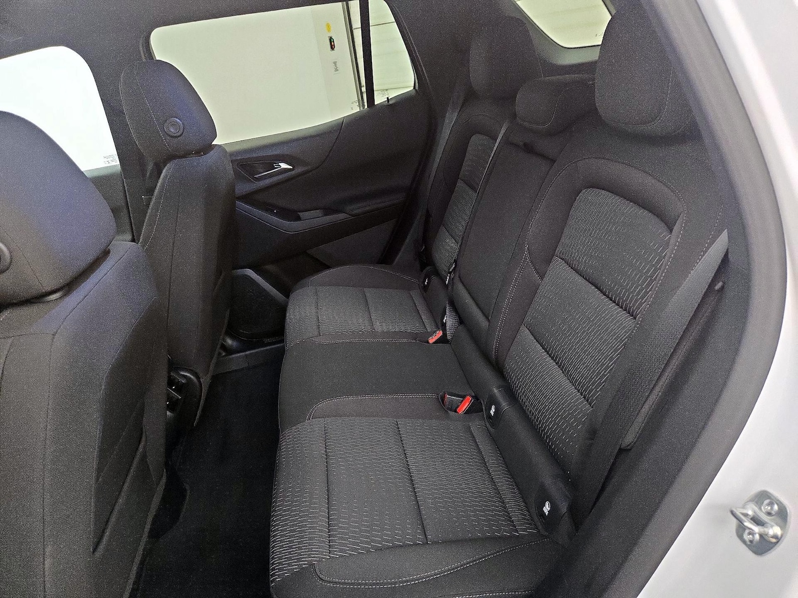 2025 Chevrolet Equinox LT - Photo 21