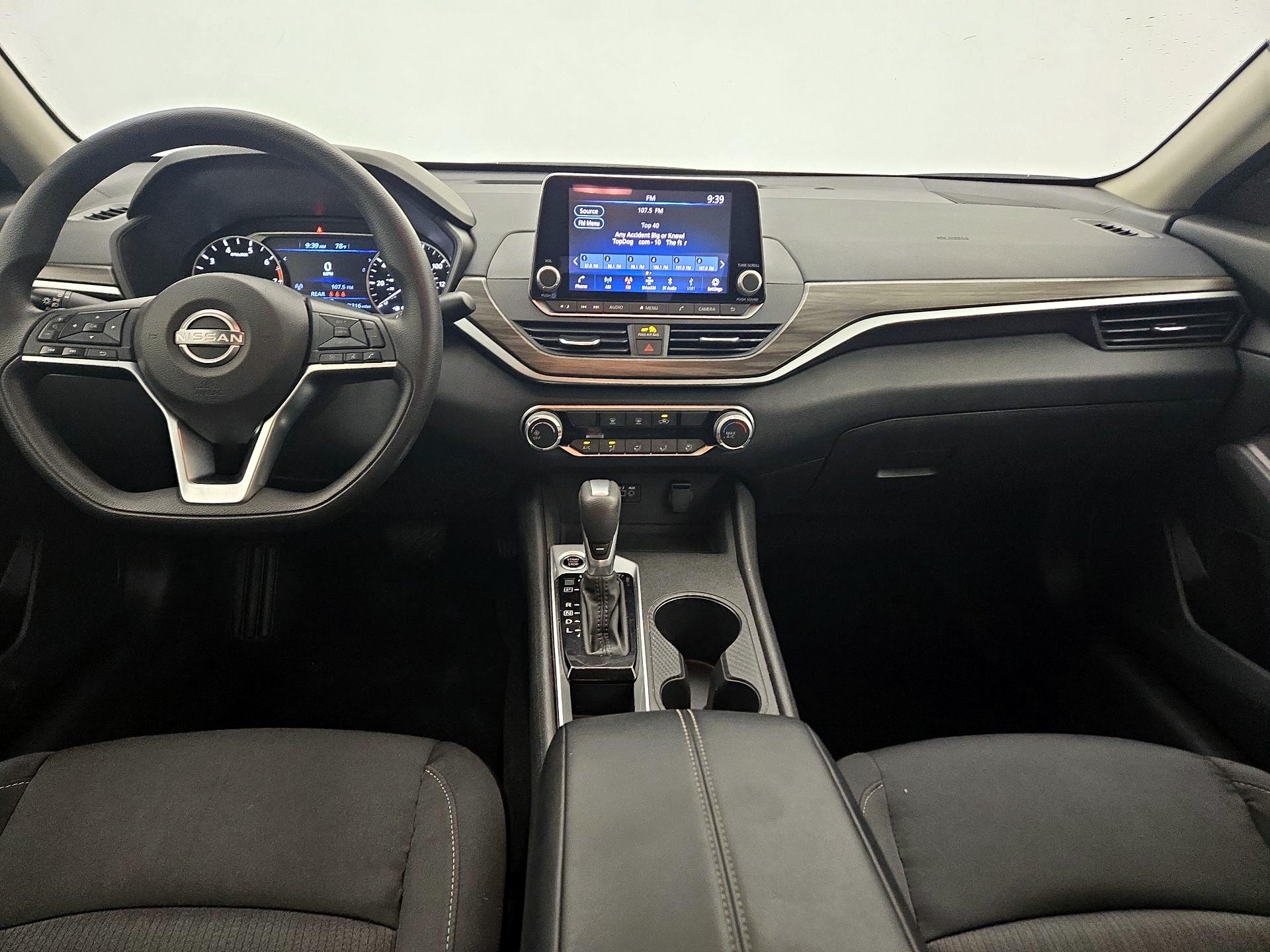 Thumbnail: 2025 Nissan Altima - 9