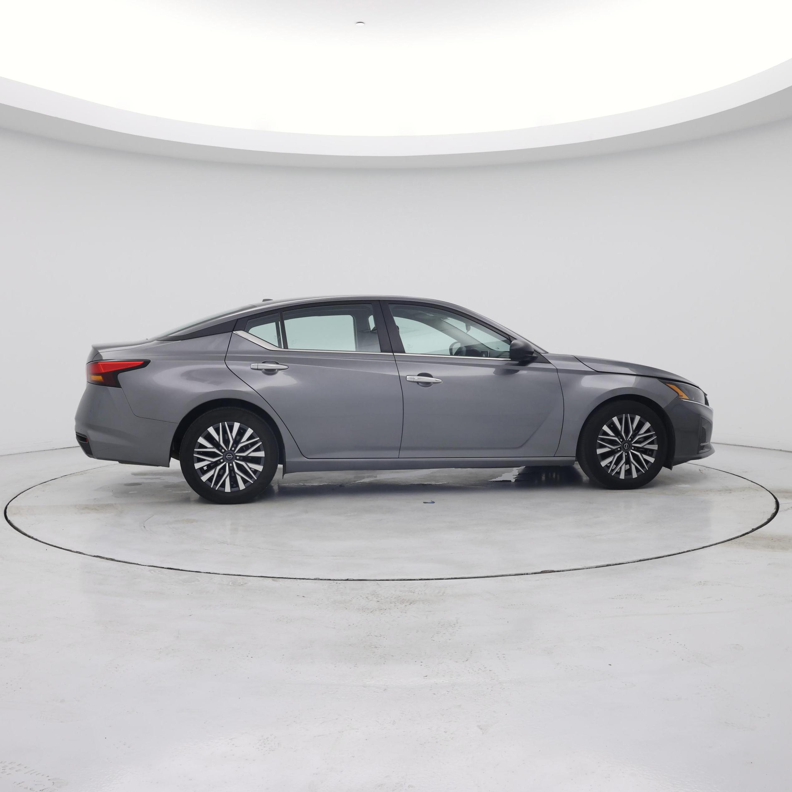 Thumbnail: 2025 Nissan Altima - 7