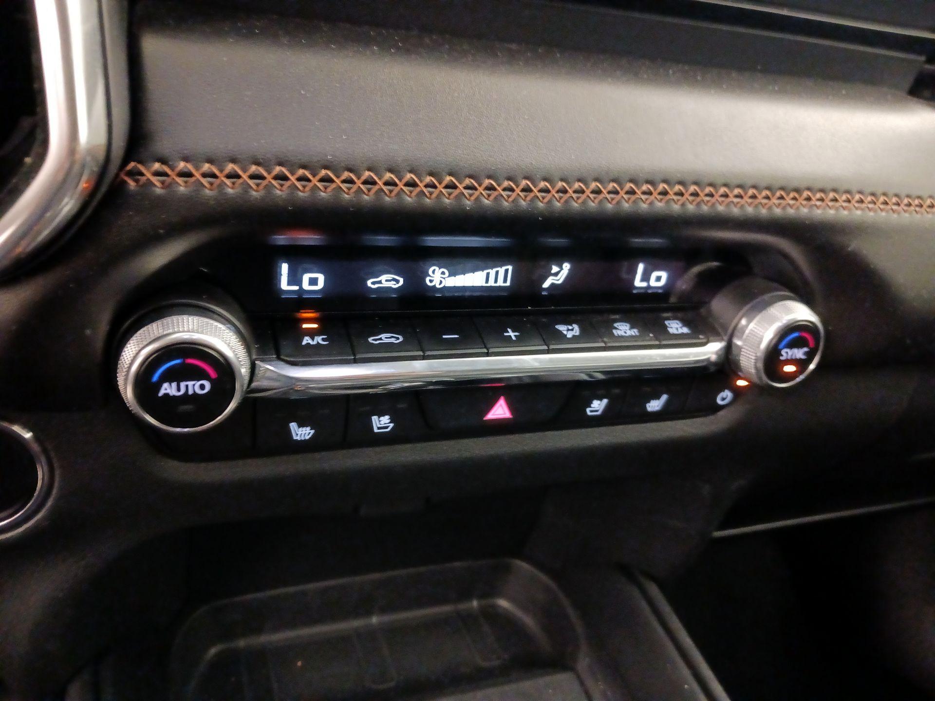 Thumbnail: 2025 Mazda CX-50 - 16