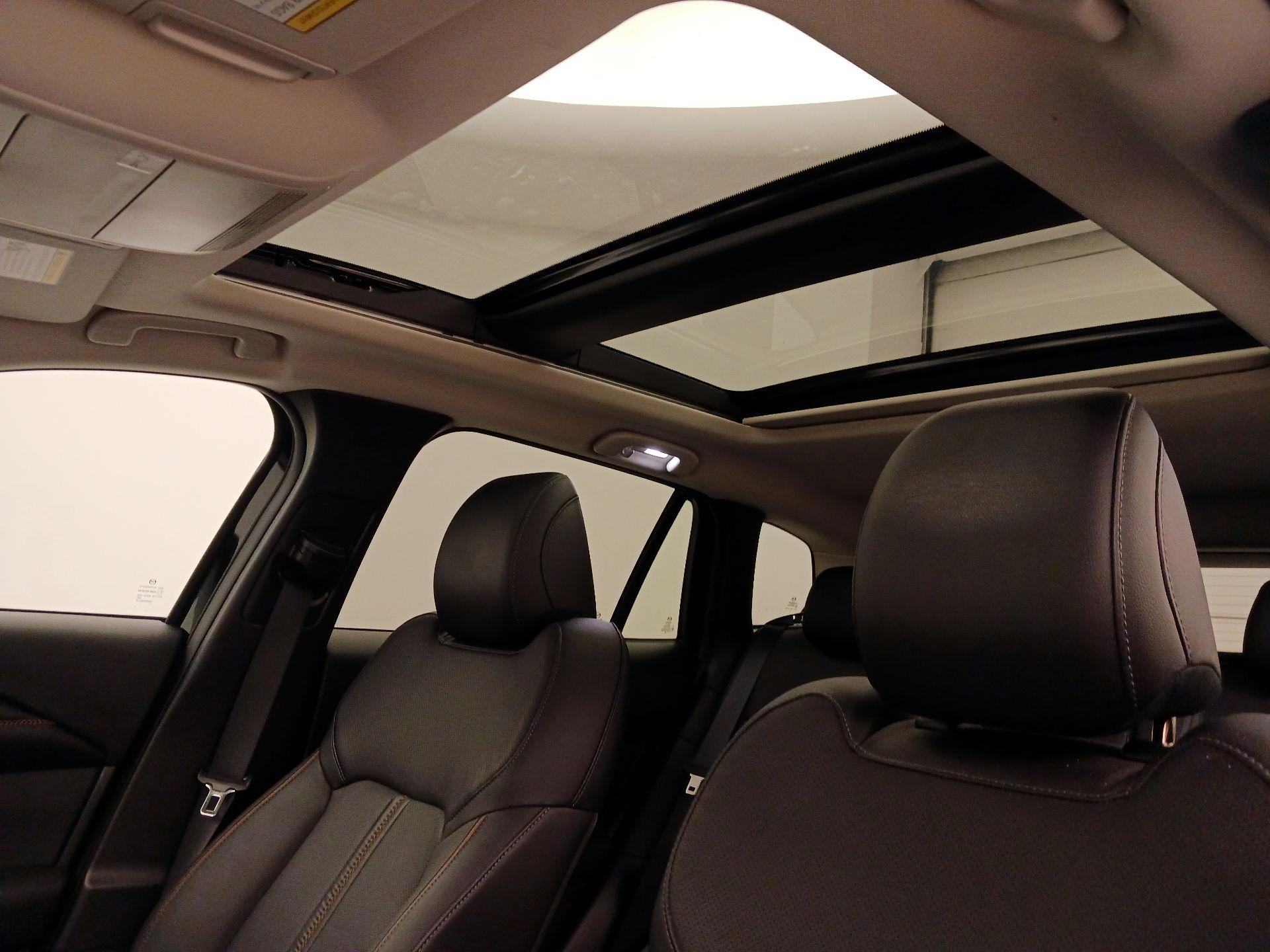 Thumbnail: 2025 Mazda CX-50 - 19