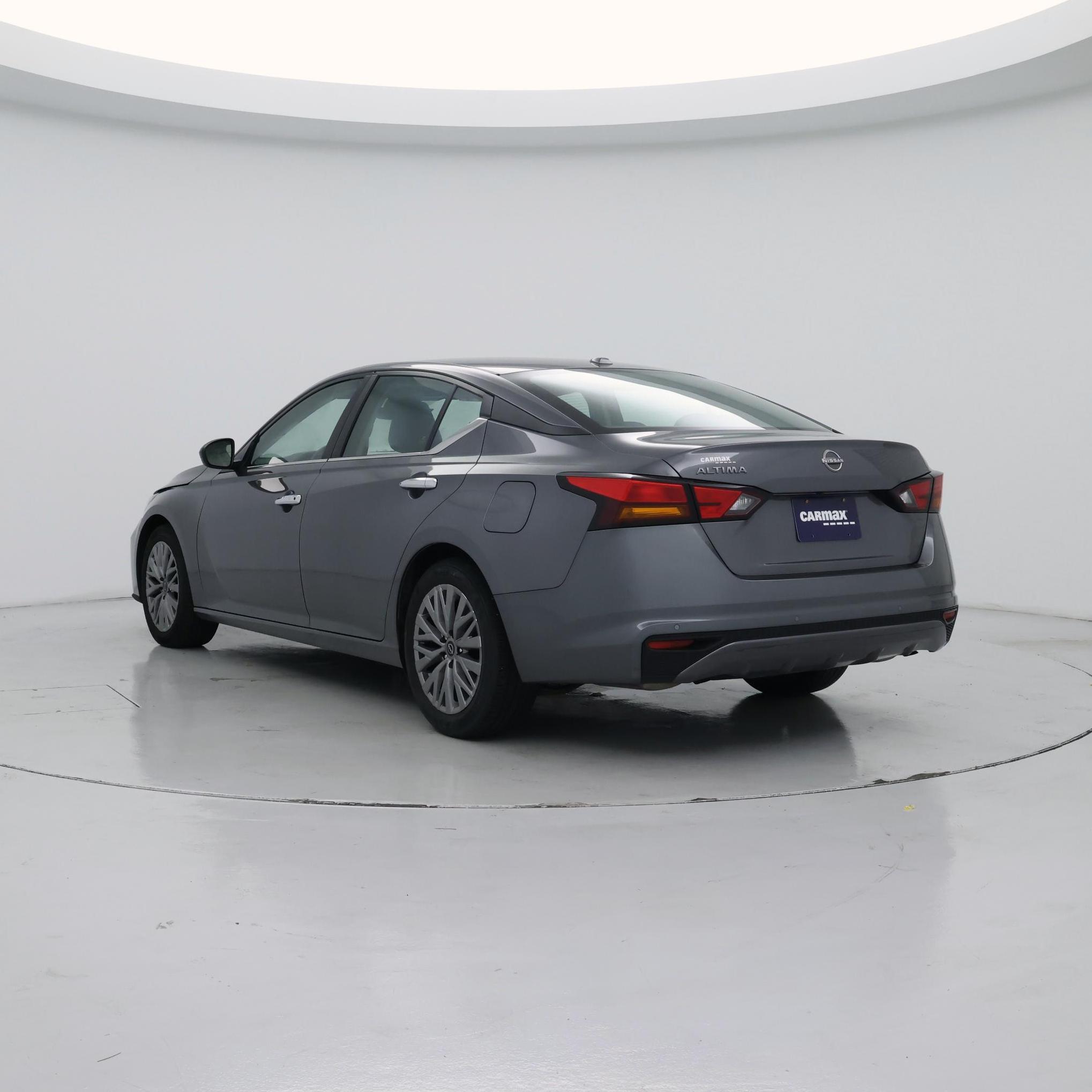 Thumbnail: 2025 Nissan Altima - 2