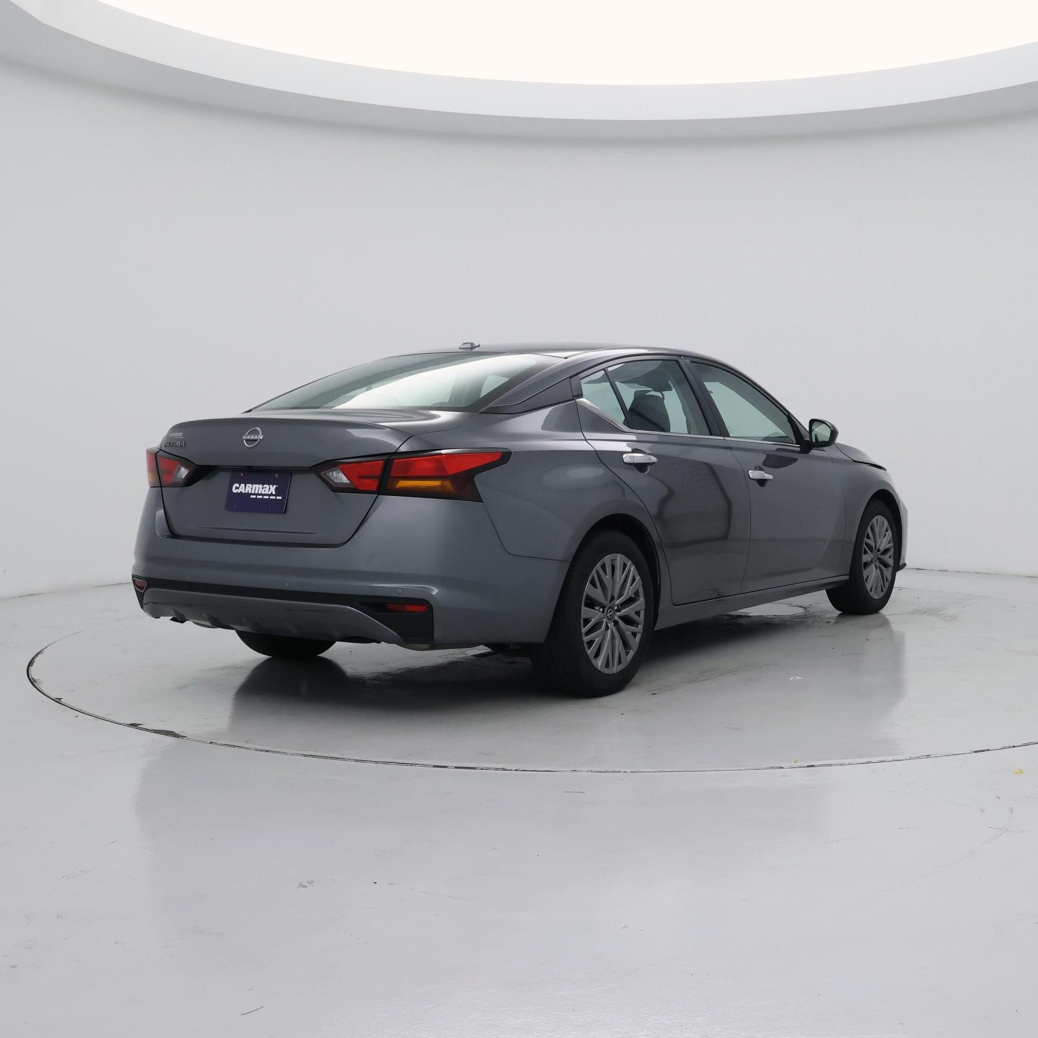 Thumbnail: 2025 Nissan Altima - 8
