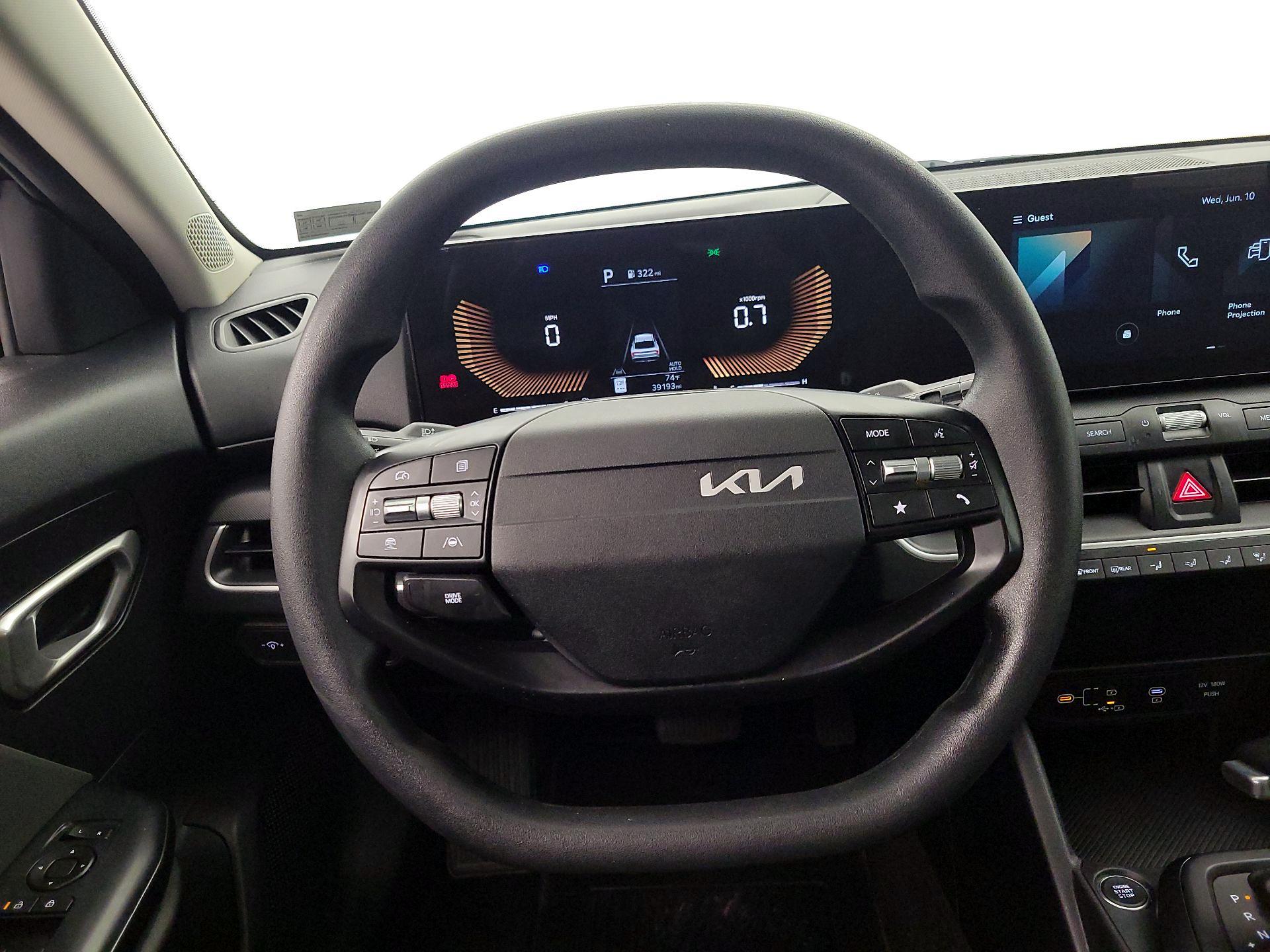Thumbnail: 2025 Kia K4 - 10