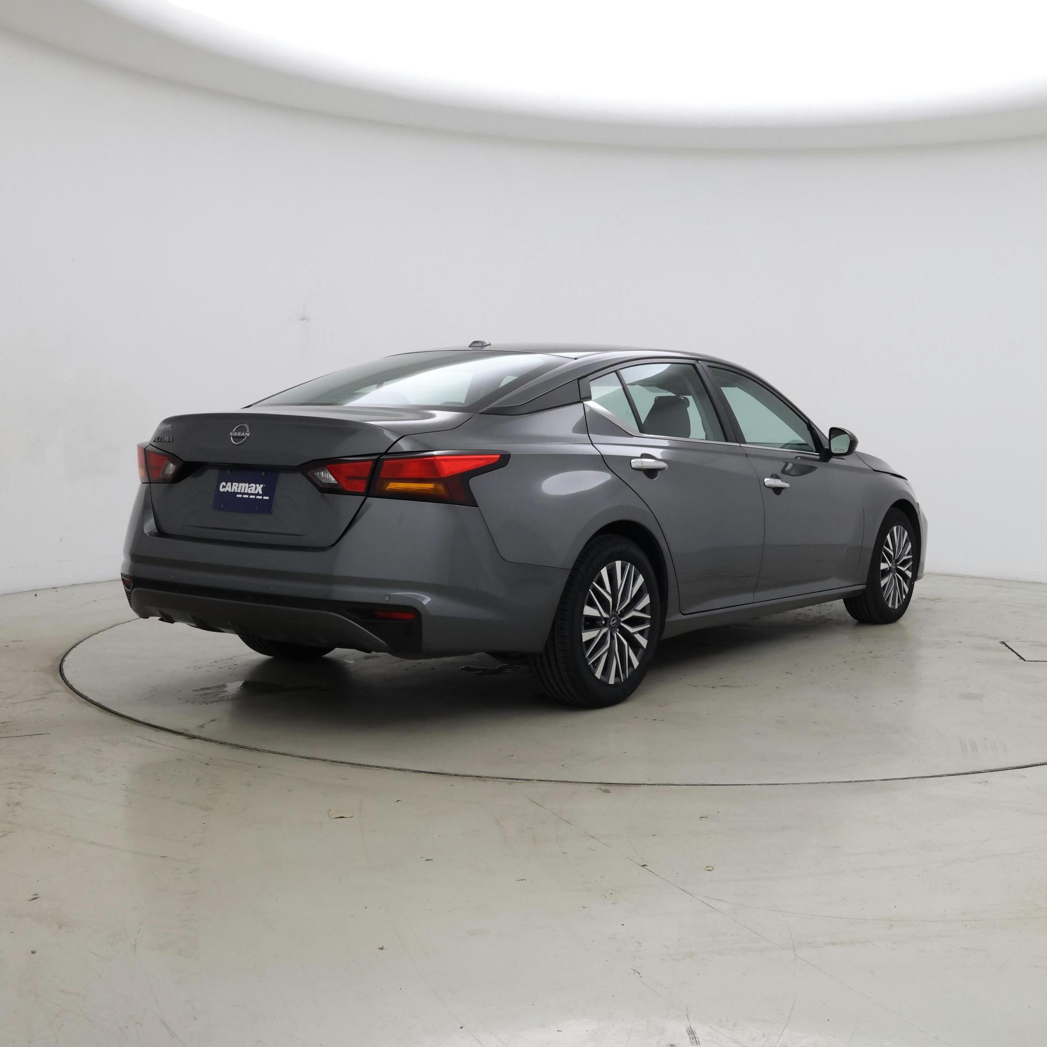 Thumbnail: 2025 Nissan Altima - 8
