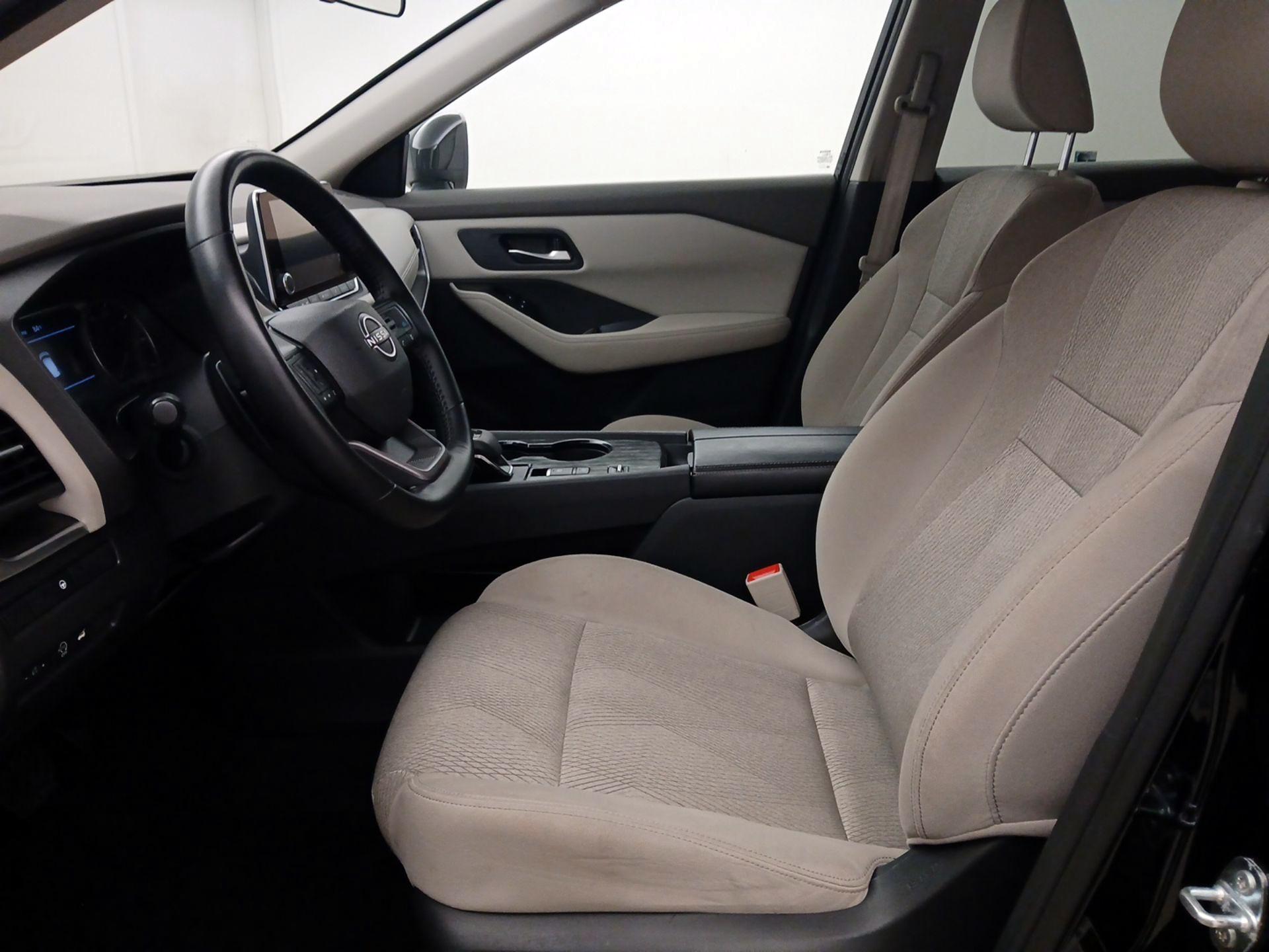 Thumbnail: 2025 Nissan Rogue - 11