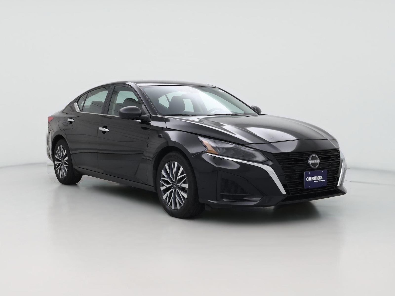 2025 Nissan Altima SV - Photo 1