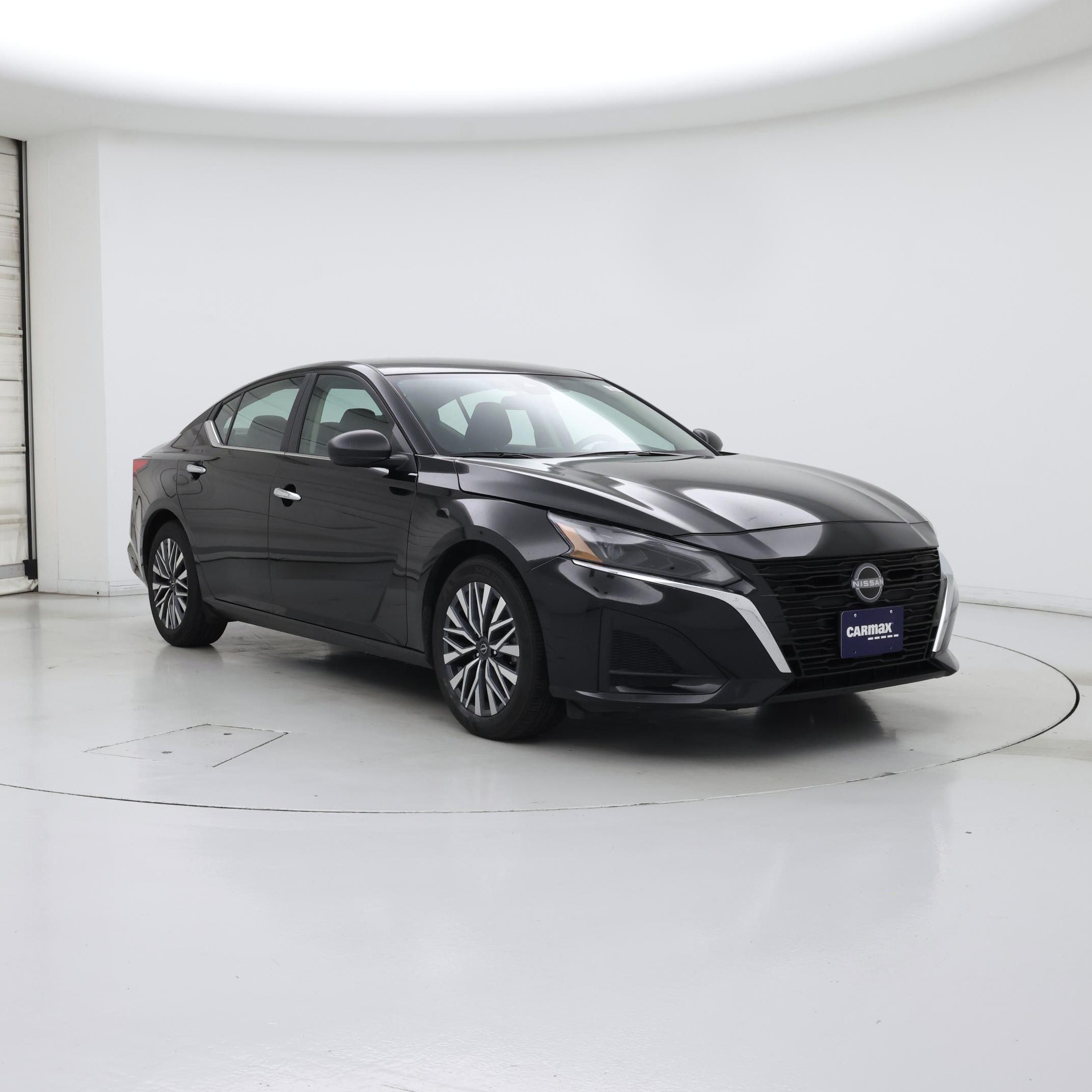 Black 2025 Nissan Altima Sedan Front-Wheel Drive Automatic
