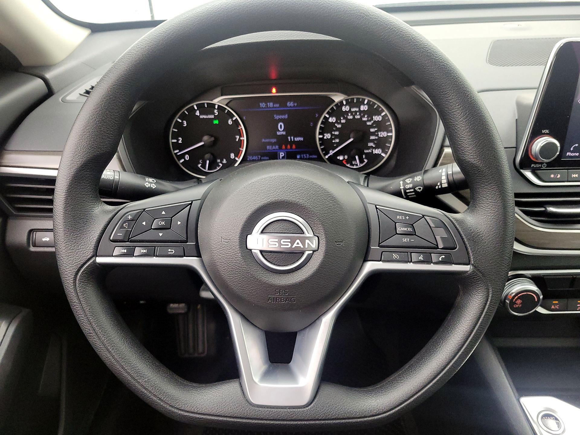 Thumbnail: 2025 Nissan Altima - 10