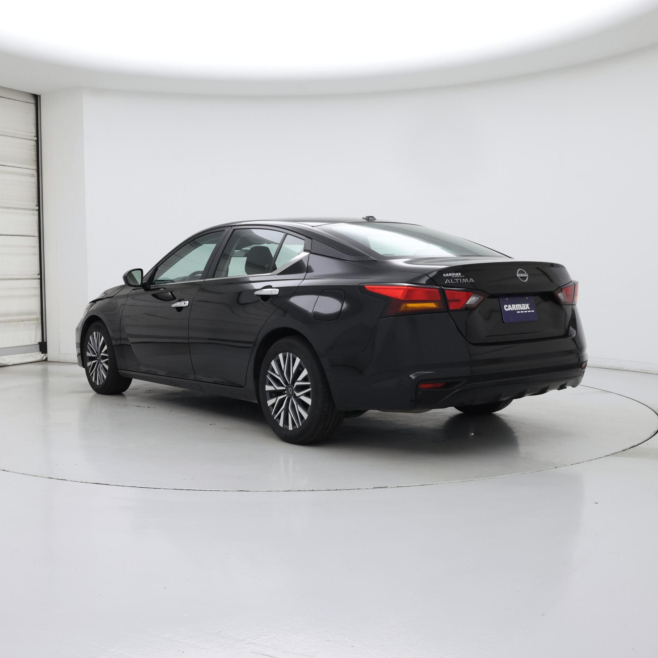 Thumbnail: 2025 Nissan Altima - 2