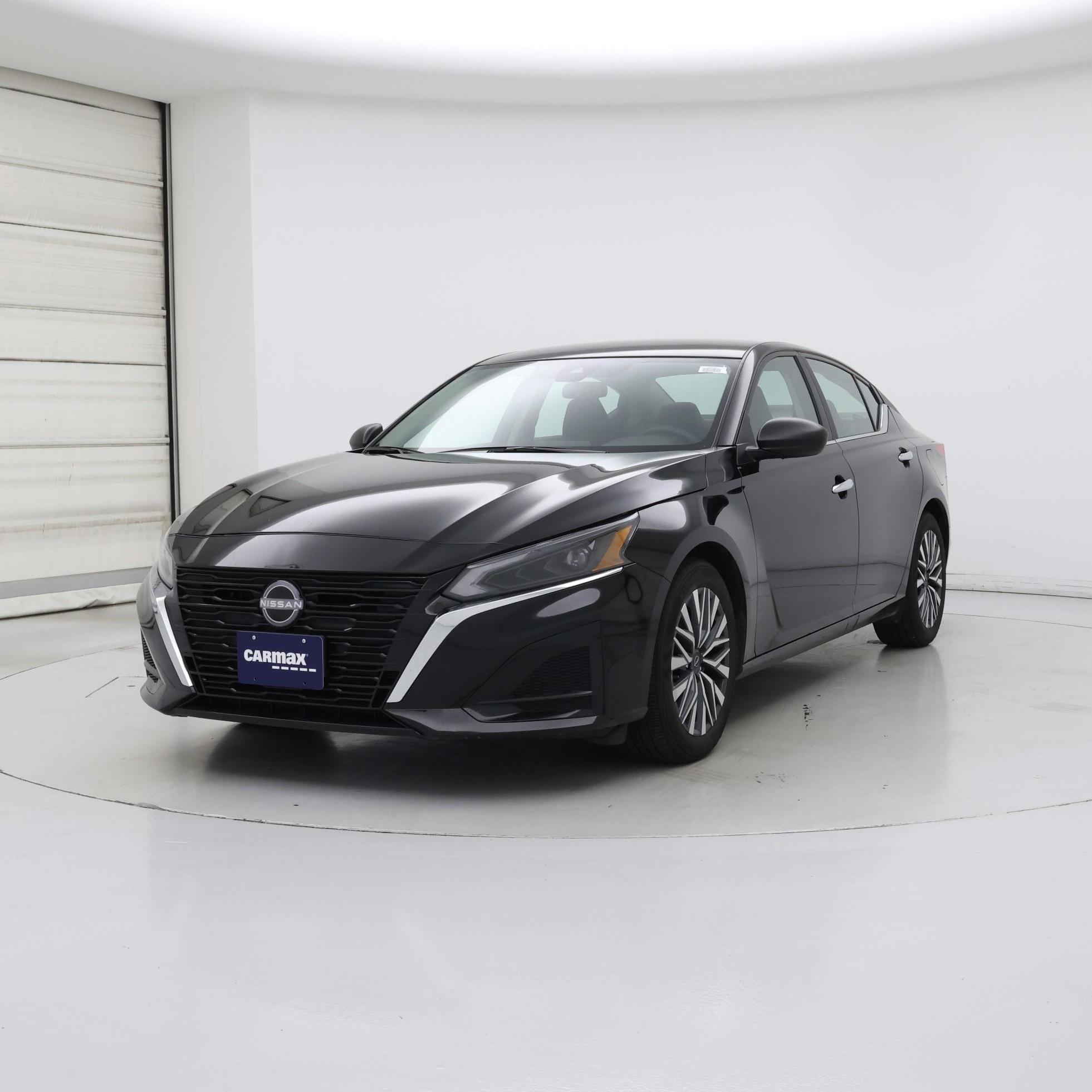 Thumbnail: 2025 Nissan Altima - 4
