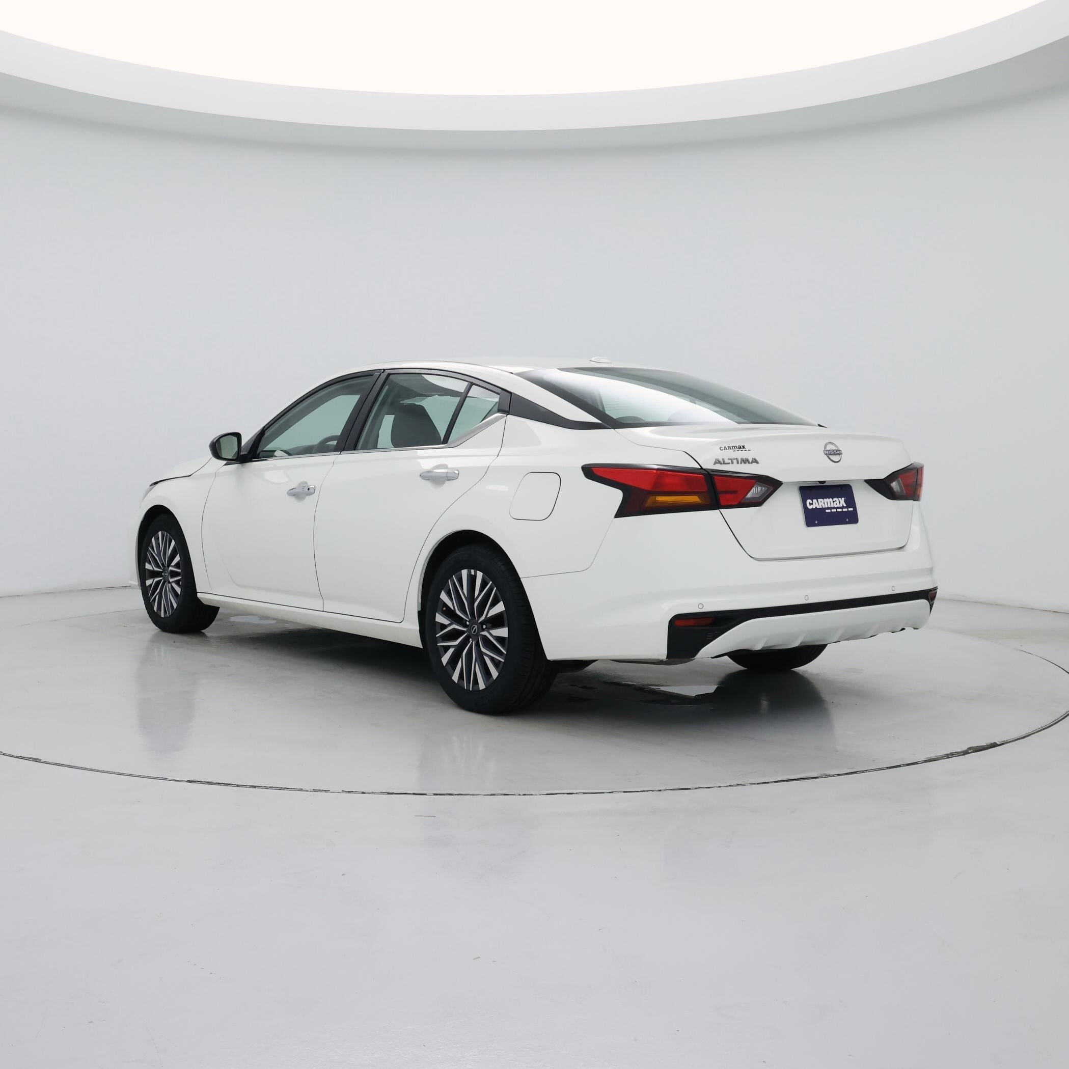 Thumbnail: 2025 Nissan Altima - 2