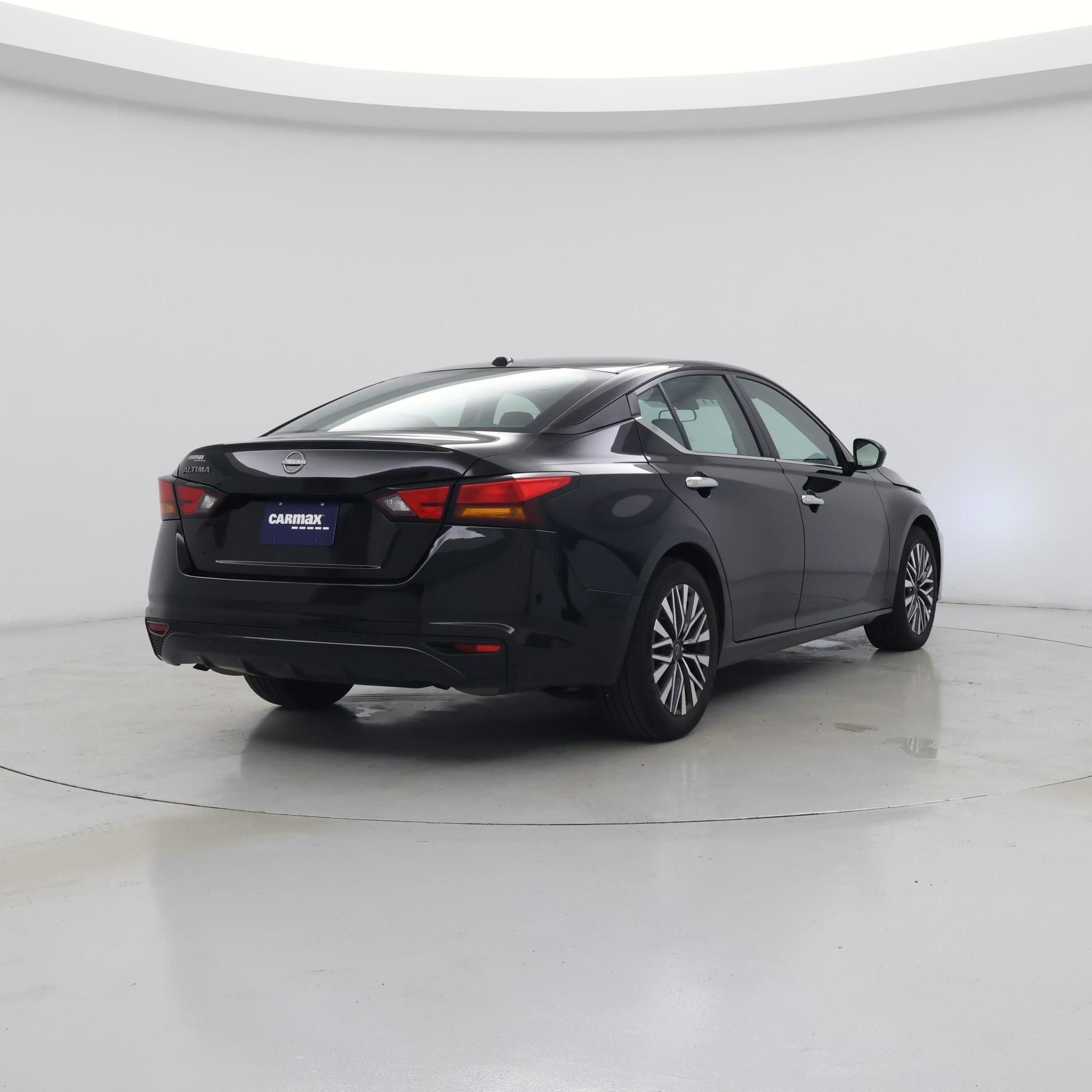 Thumbnail: 2025 Nissan Altima - 8